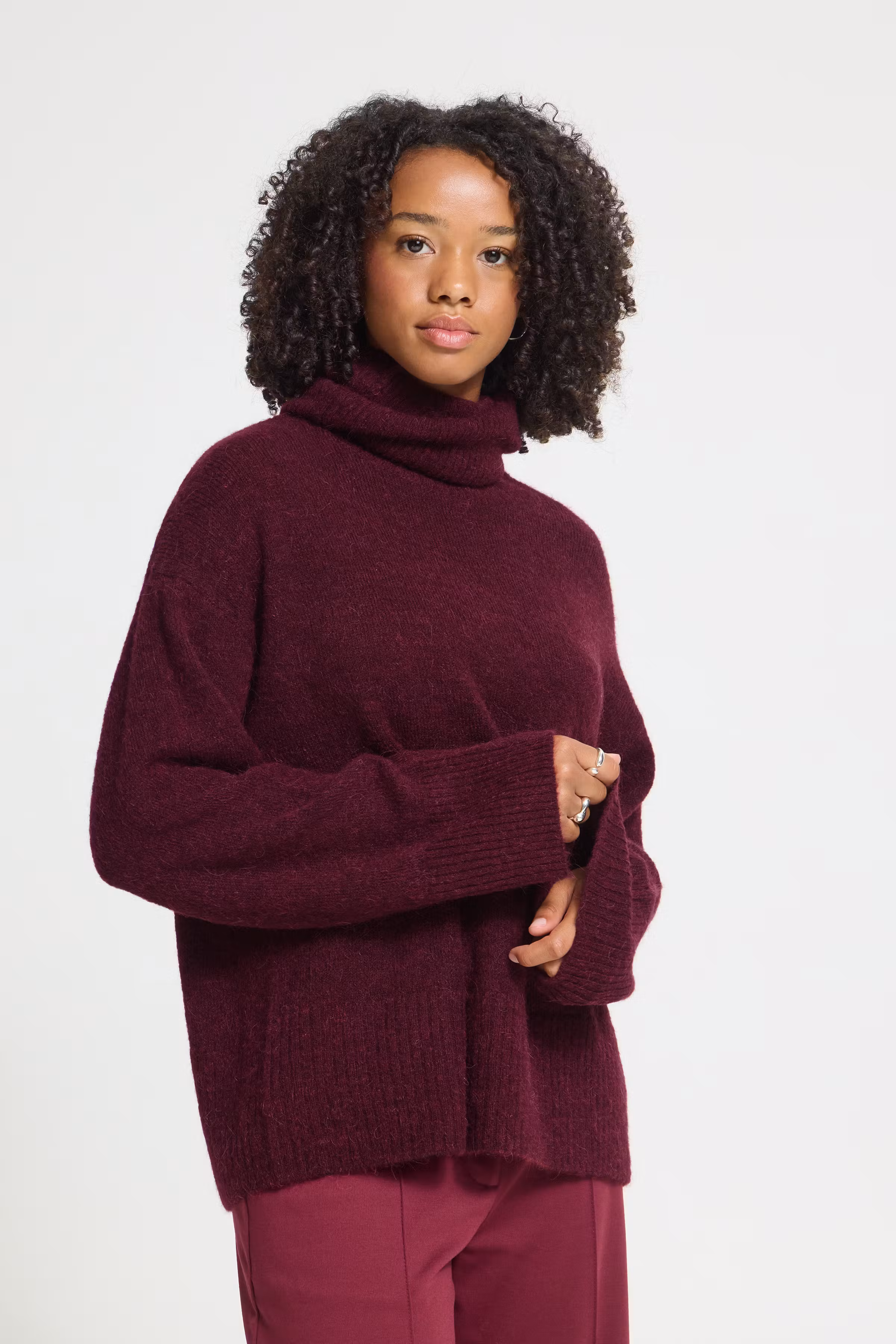 IHKAMARA Pullover LOOKBOOK FRONT 20126665-191522