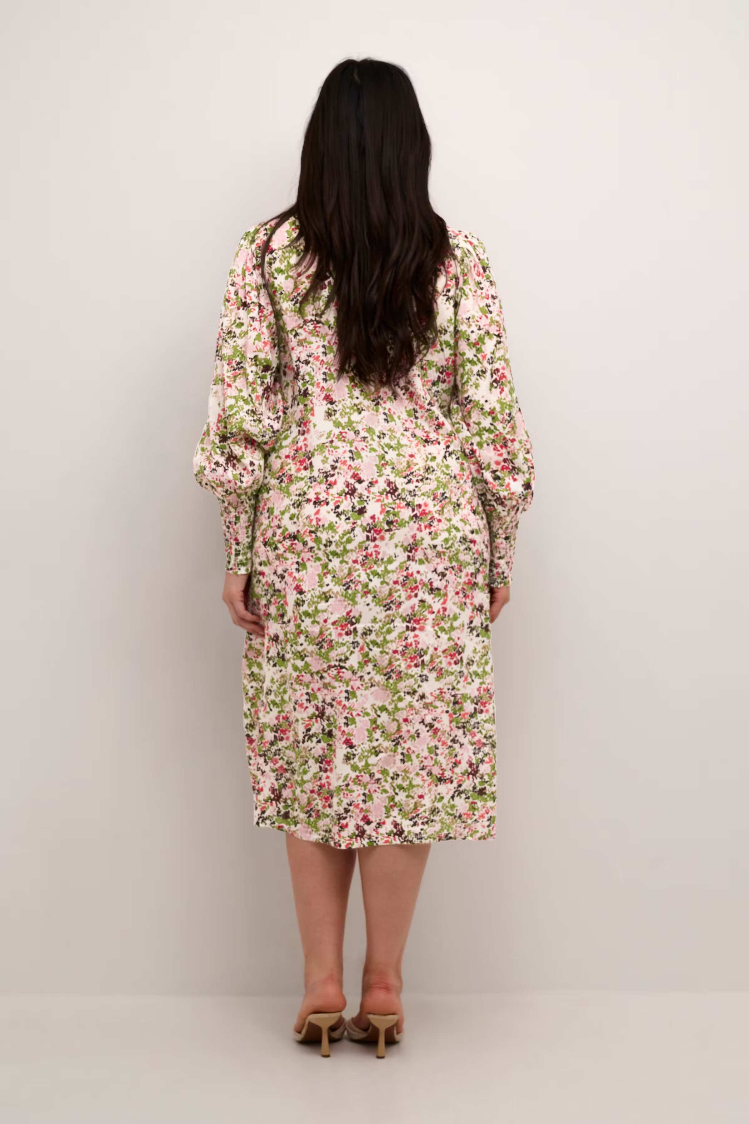 KCdry Kleid LOOKBOOK BACK 10581653-105426