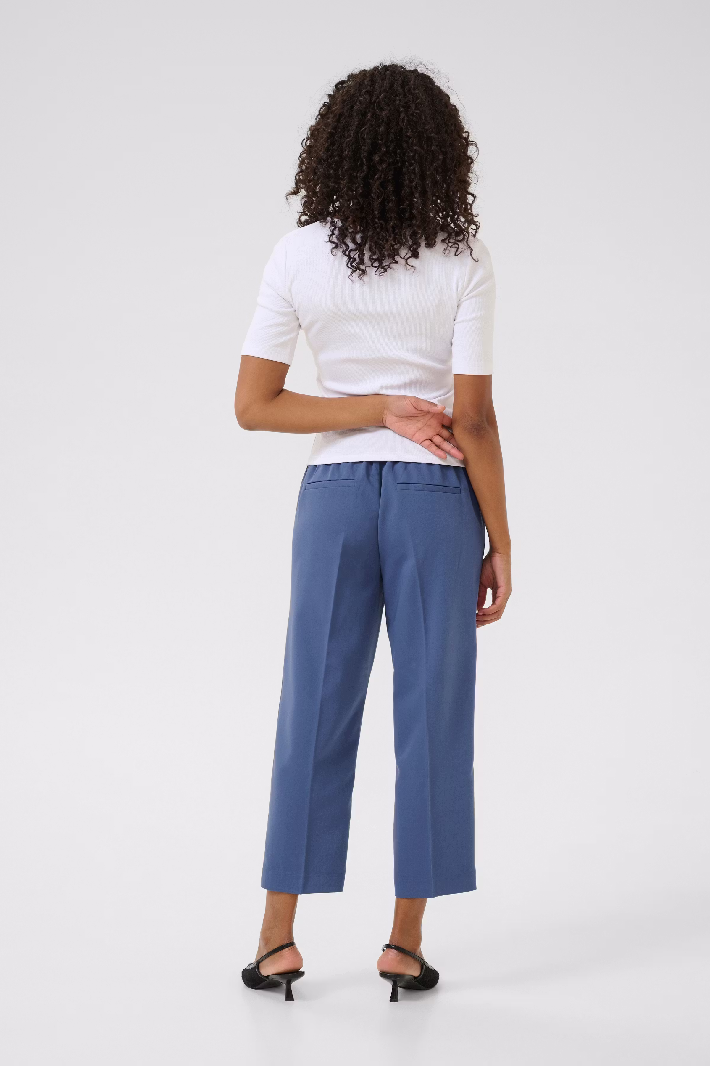 KAsakura Cropped Pantalon LOOKBOOK BACK 10506127-193928