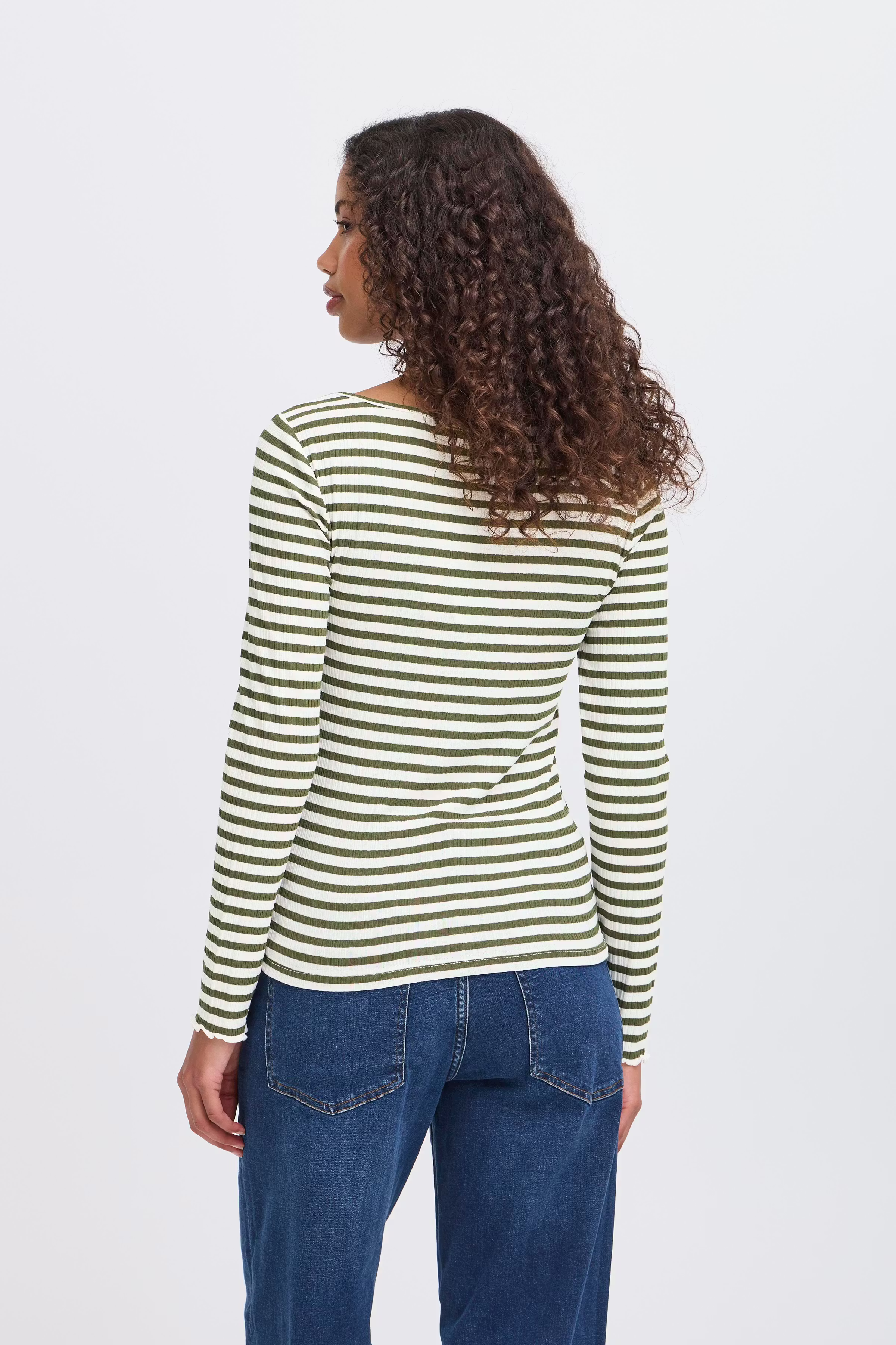 IHCELLA Langermet T-shirt LOOKBOOK BACK 20122819-900000477