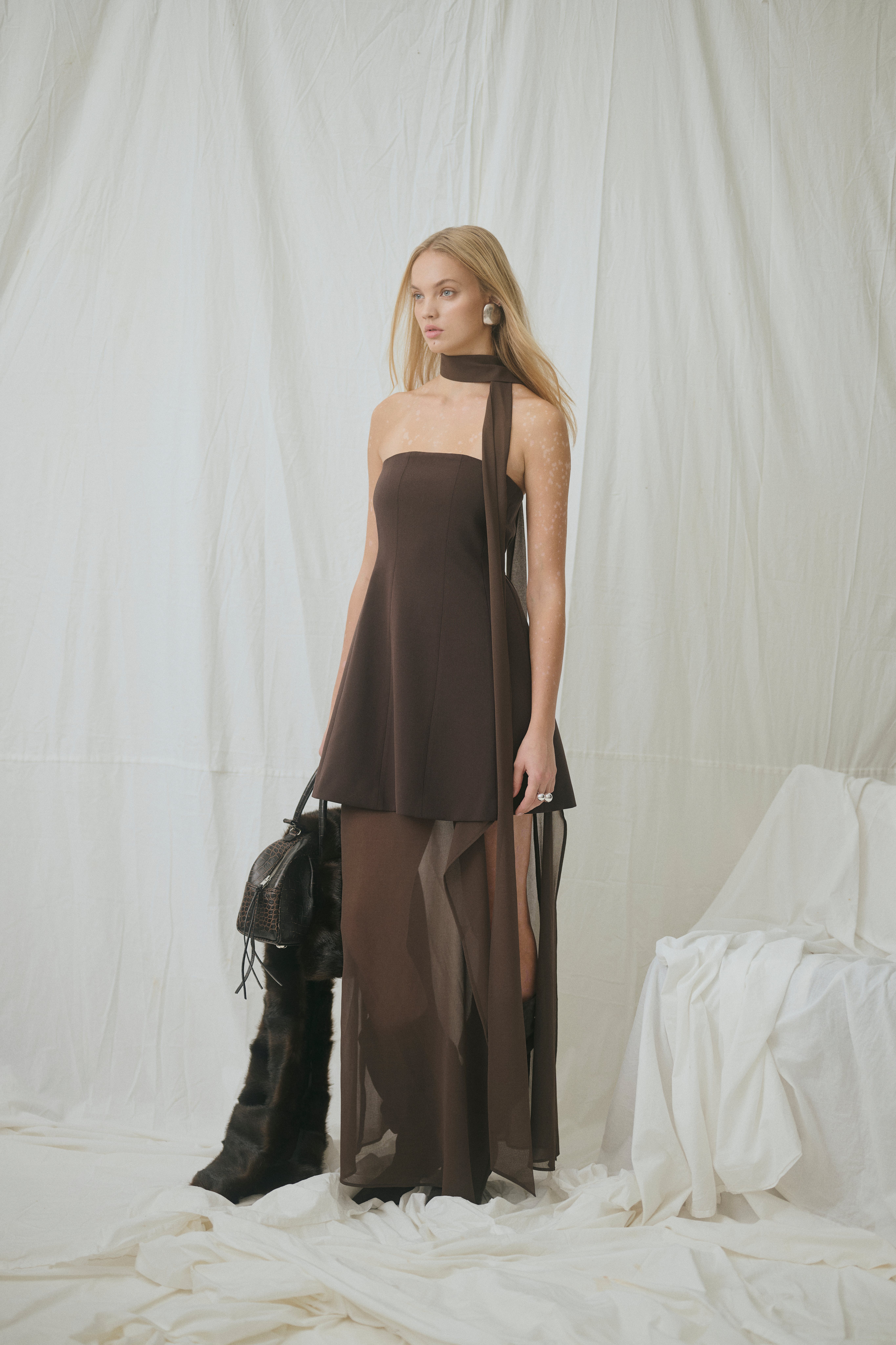 GZraya Dress LOCATION NONE 10911336-191106