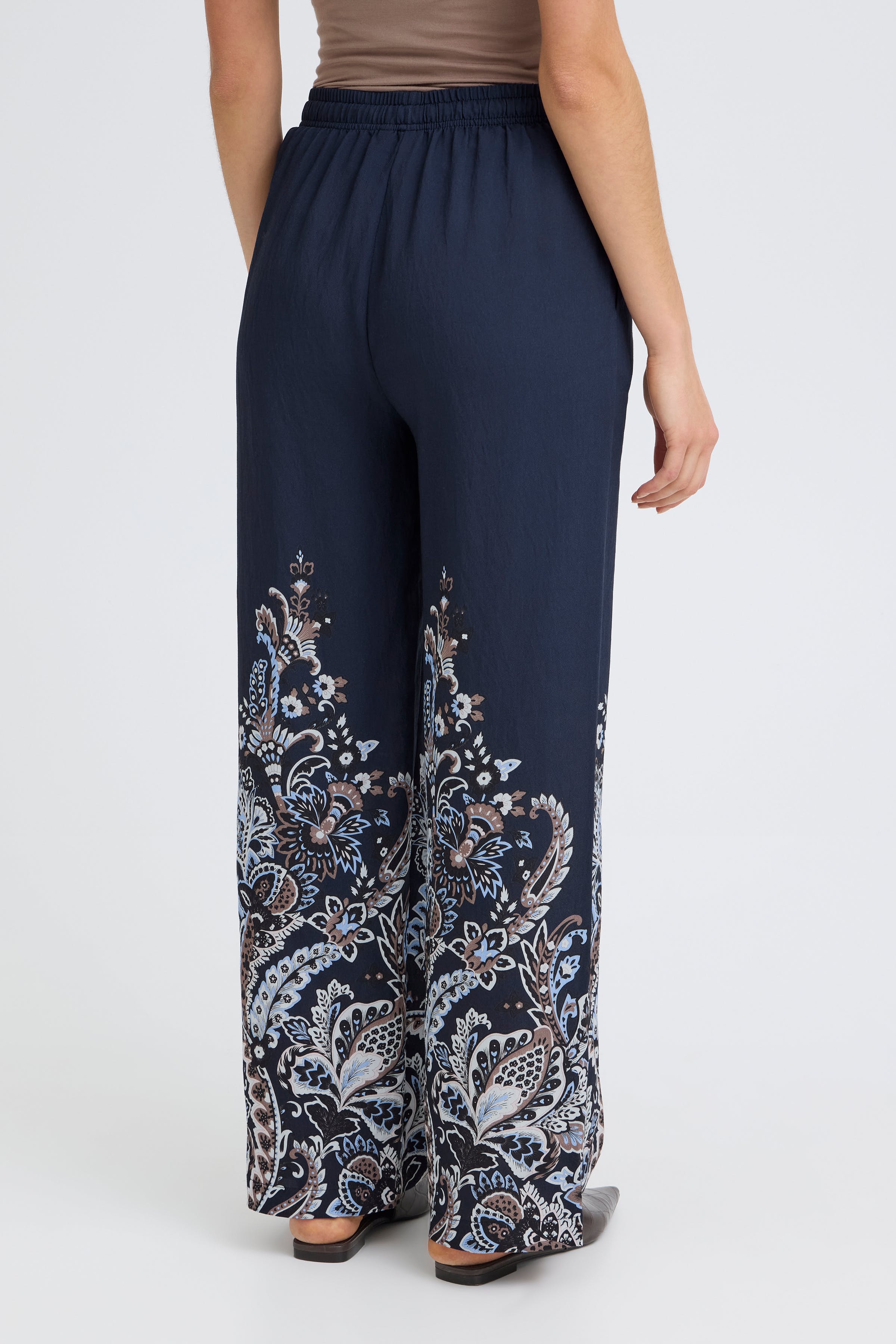 FRADARA Trousers LOOKBOOK BACK 20617732-900010609
