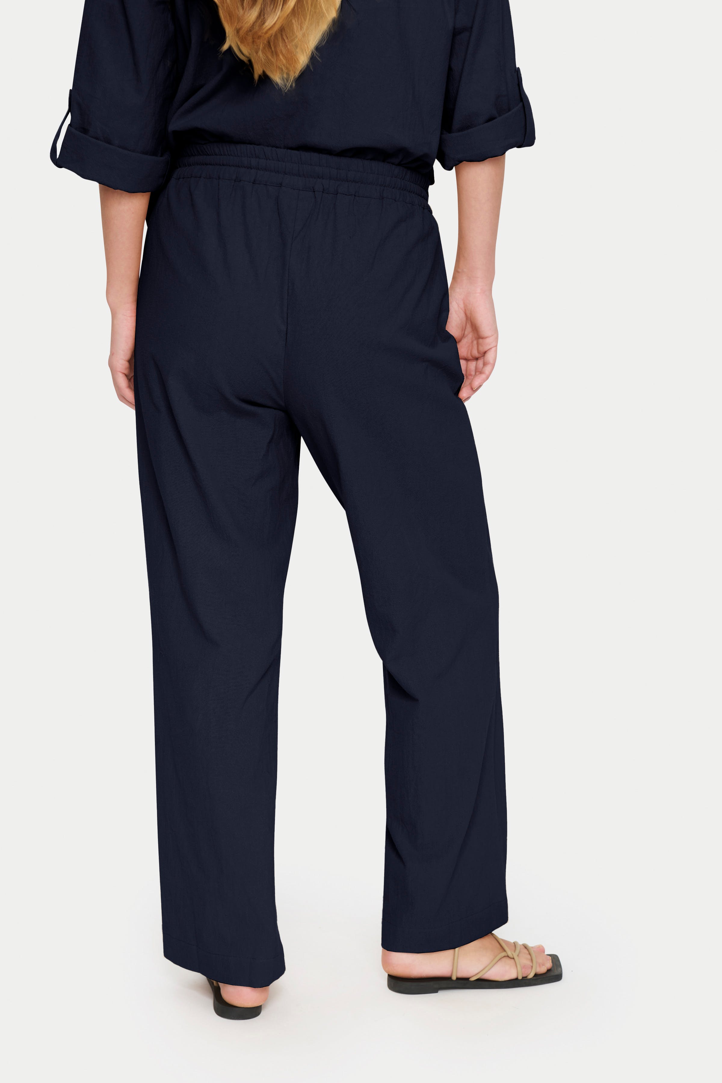 Zalinda Hose LOOKBOOK BACK 30513816-193924