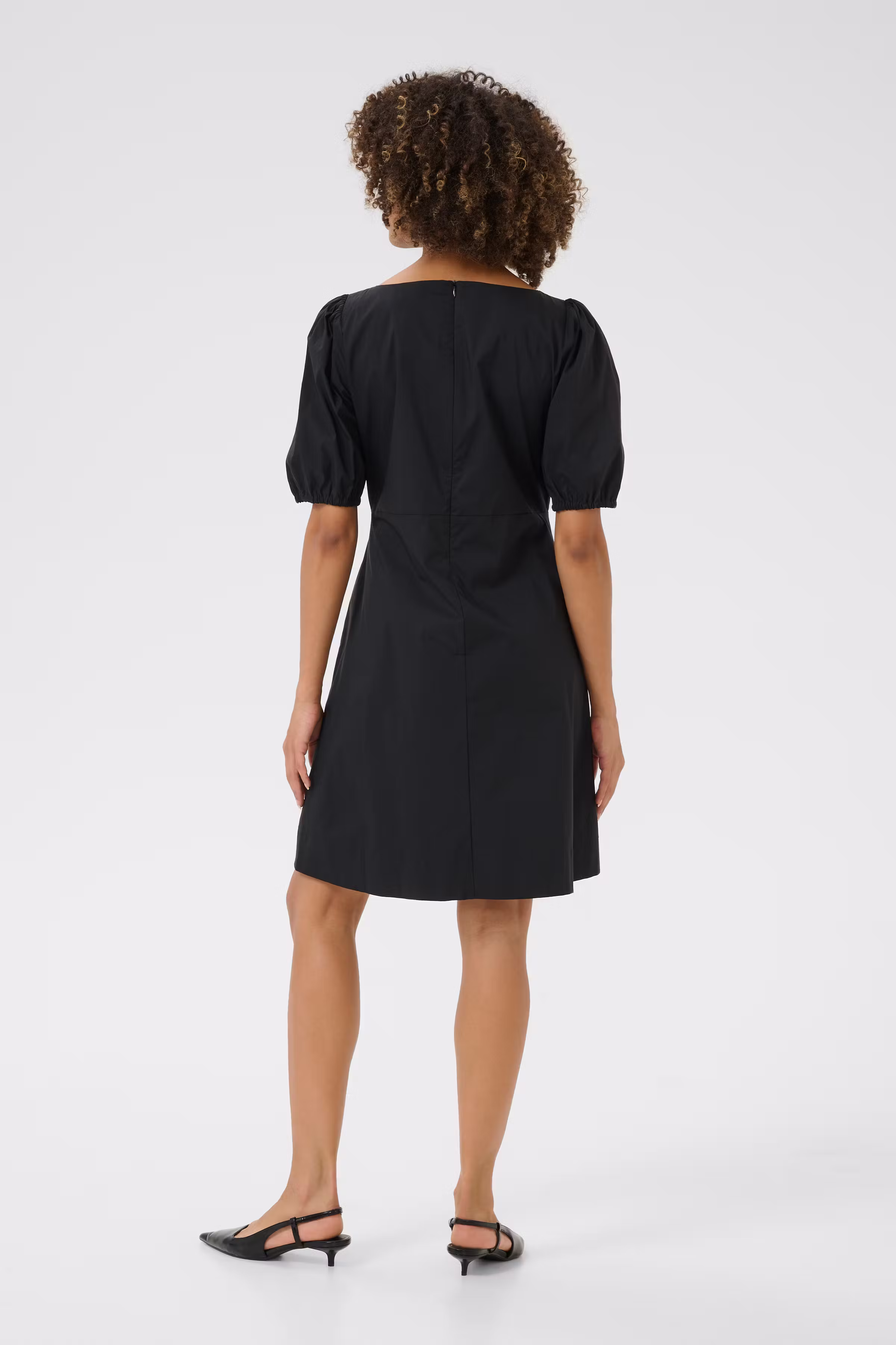 CUnovi Kjole LOOKBOOK BACK 50111902-500012