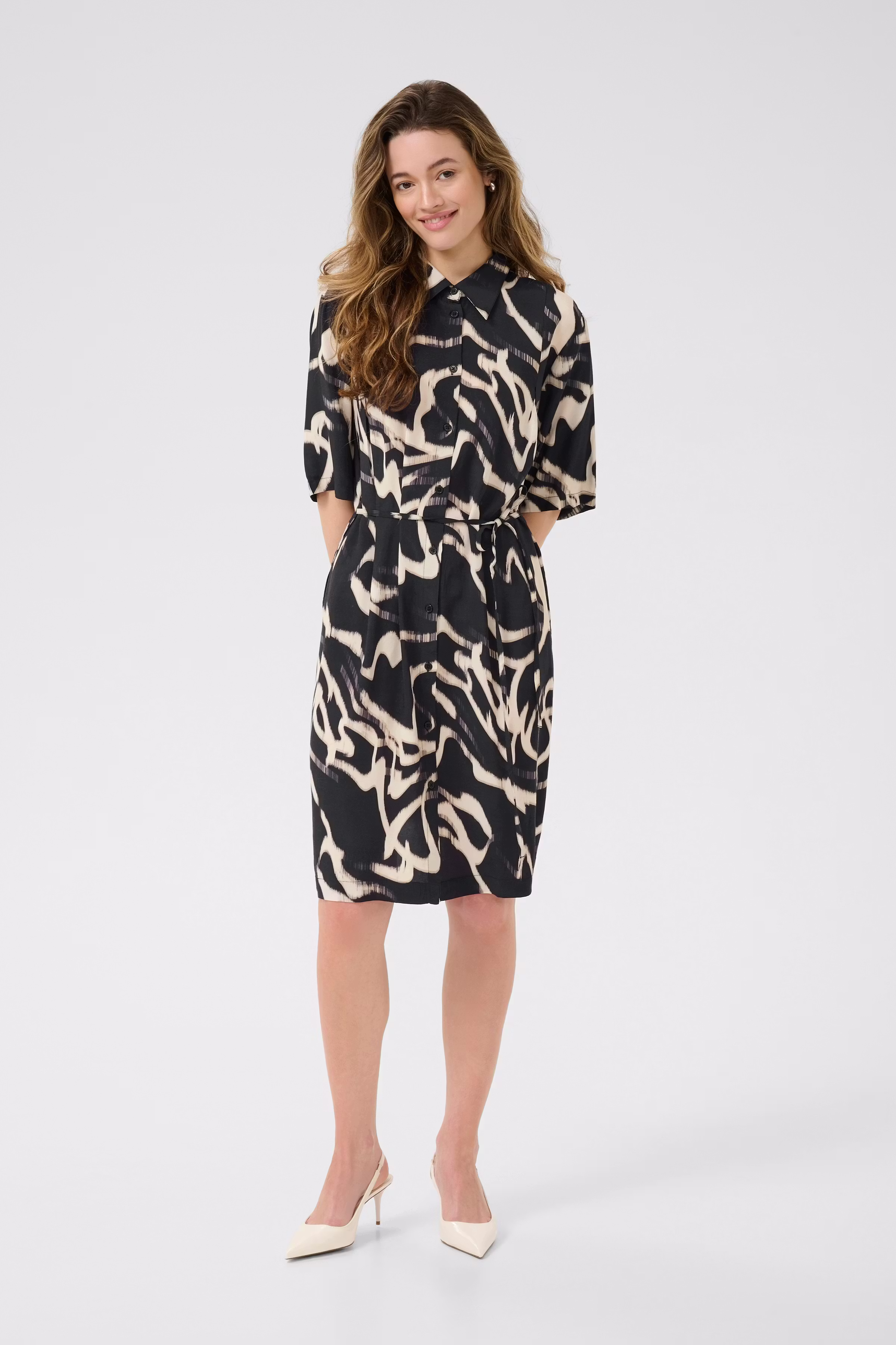 KAmartha Kjole LOOKBOOK FRONT 10510099-107701