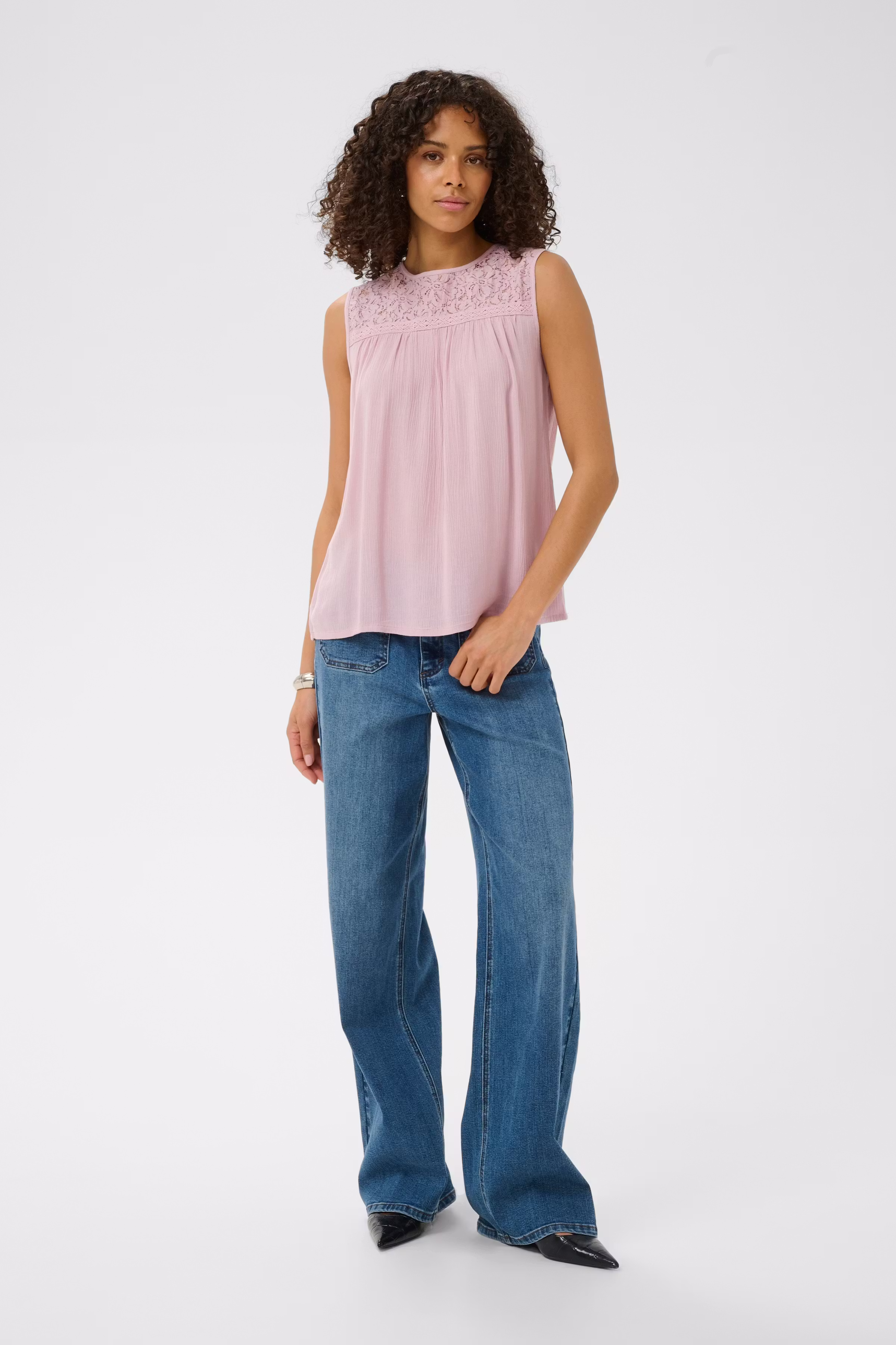 KAmeredith Bluse LOOKBOOK FRONT 10512420-163205