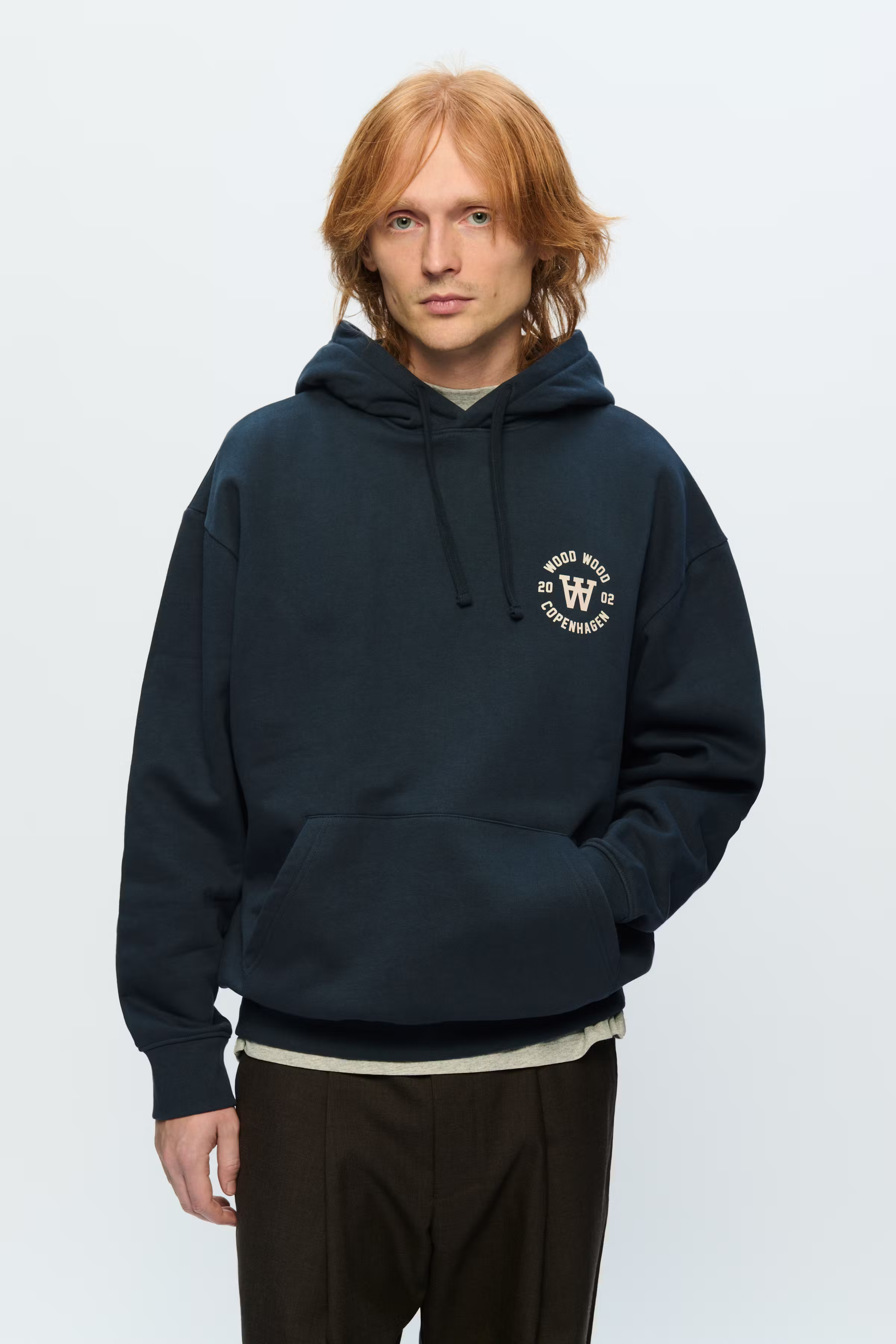 WWCass Sweatshirt LOOKBOOK FRONT 30251459-194009