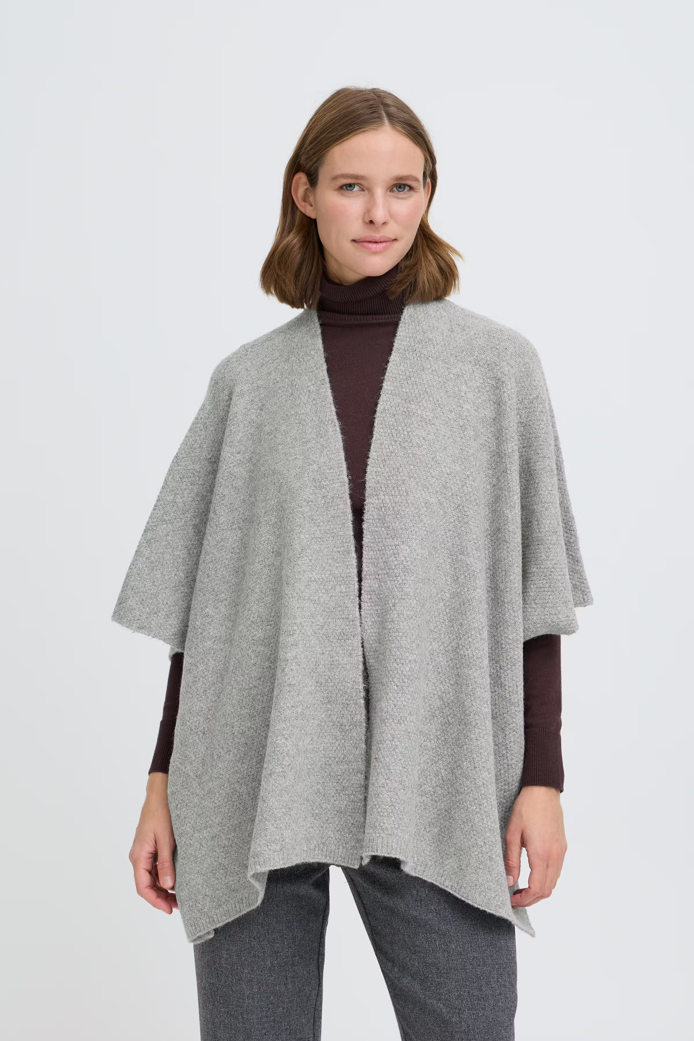 BYVILKO Kappe LOOKBOOK FRONT 20817254-200455