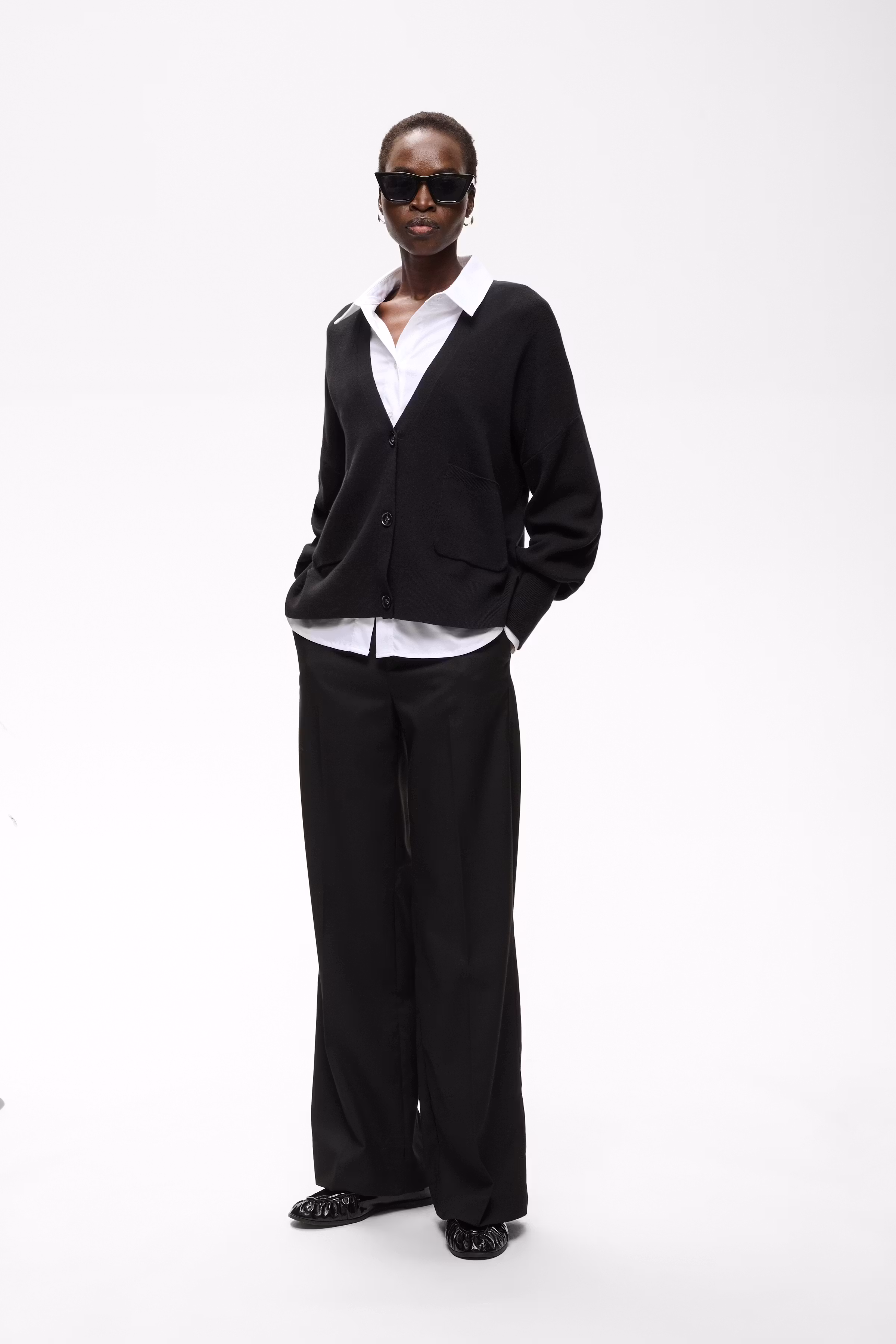 TenleyIW Cardigan LOOKBOOK FRONT 30107825-194008