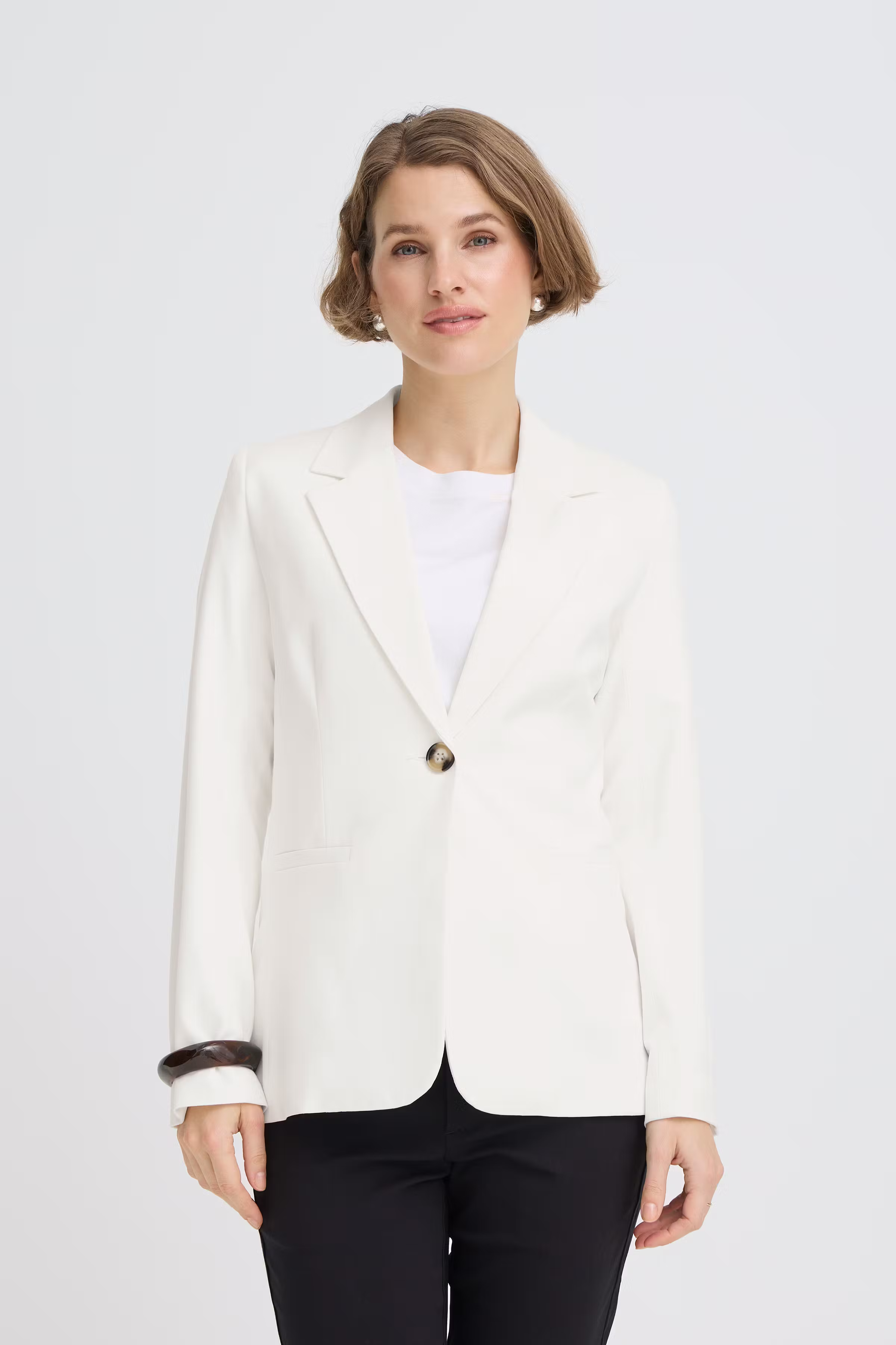 BYDANTA Blazer LOOKBOOK FRONT 20816136-114300