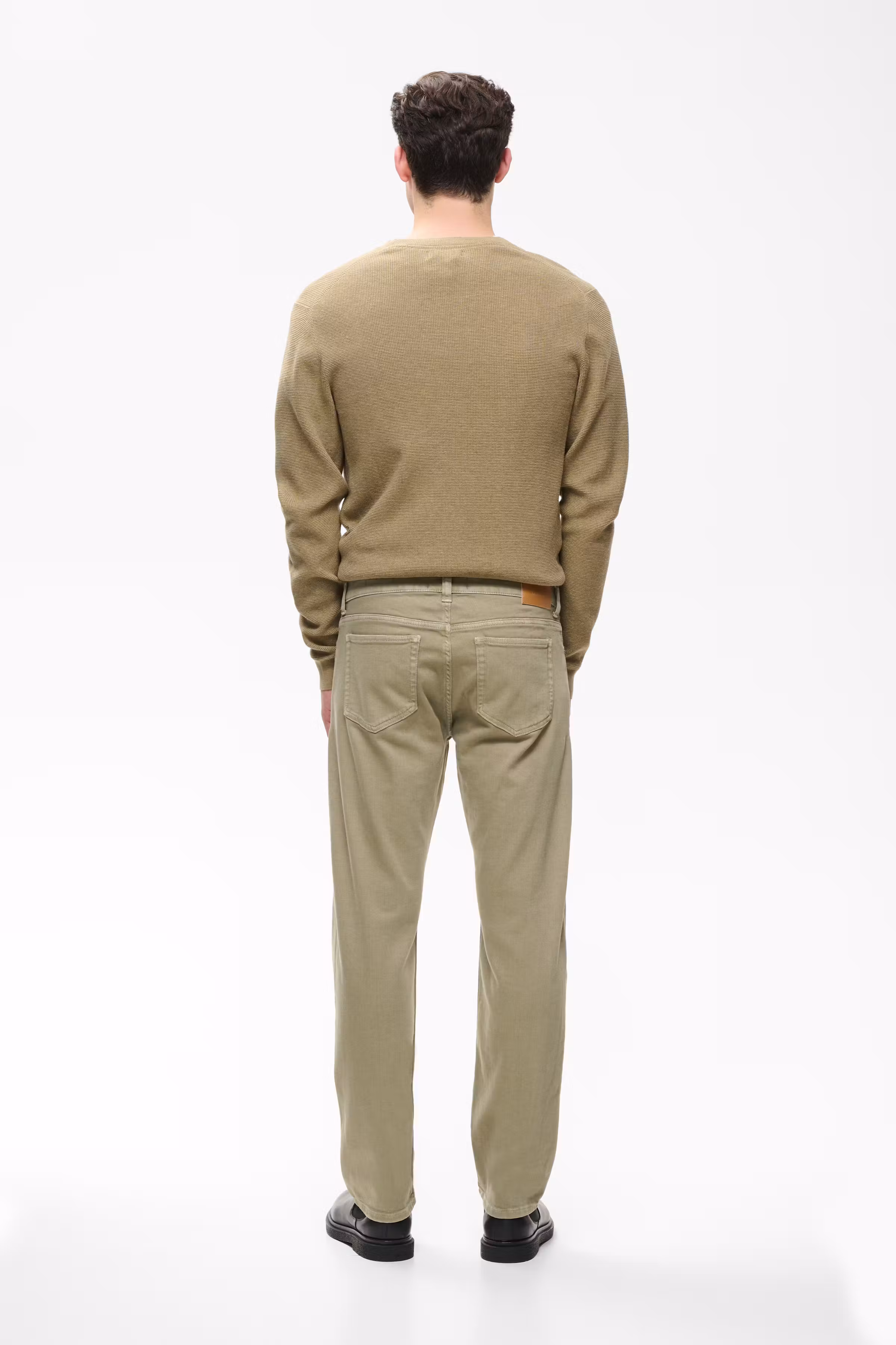 MAMike Hose LOOKBOOK BACK 30209153-170510