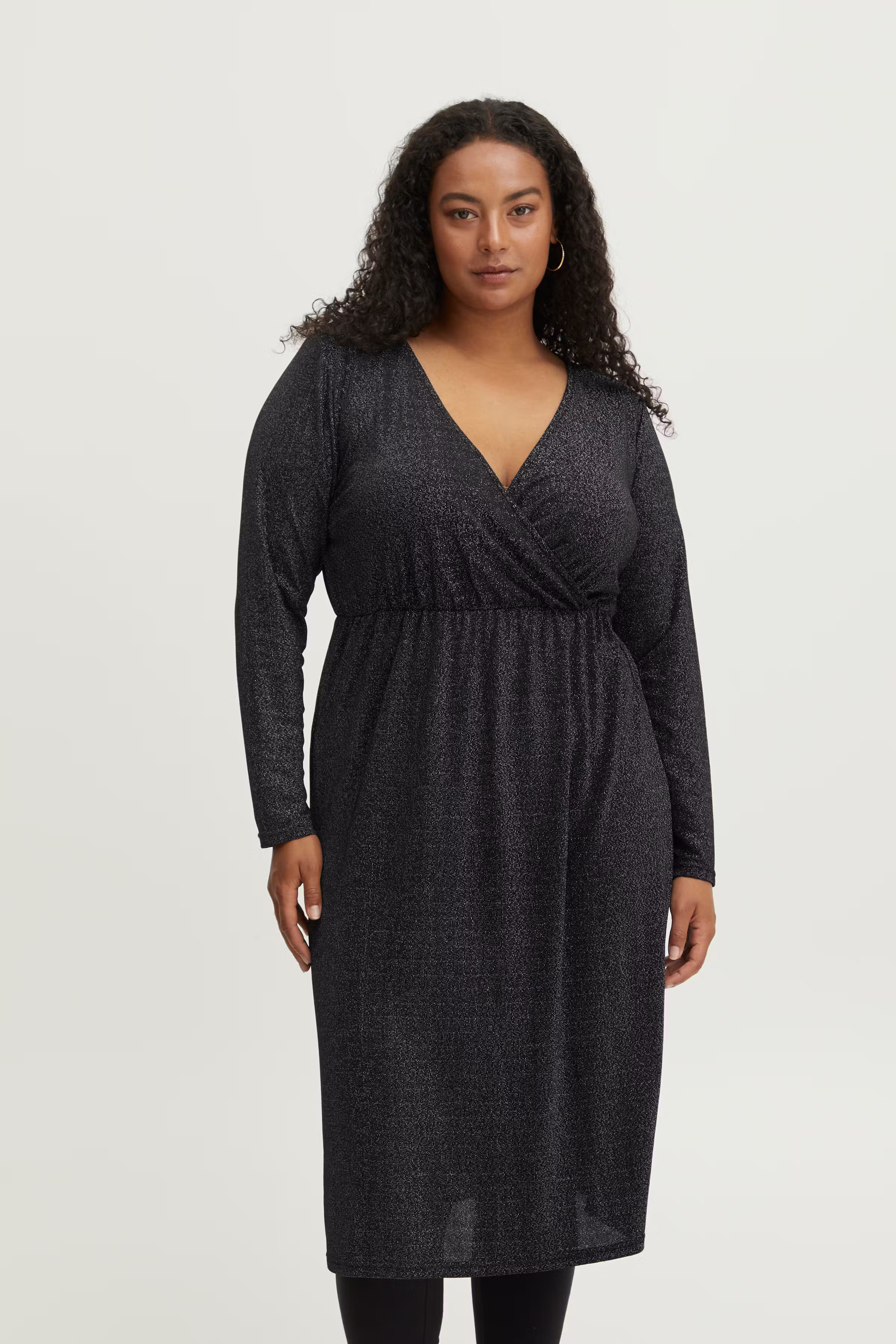 FPLUCY Kleid LOOKBOOK FRONT 20611588-200115