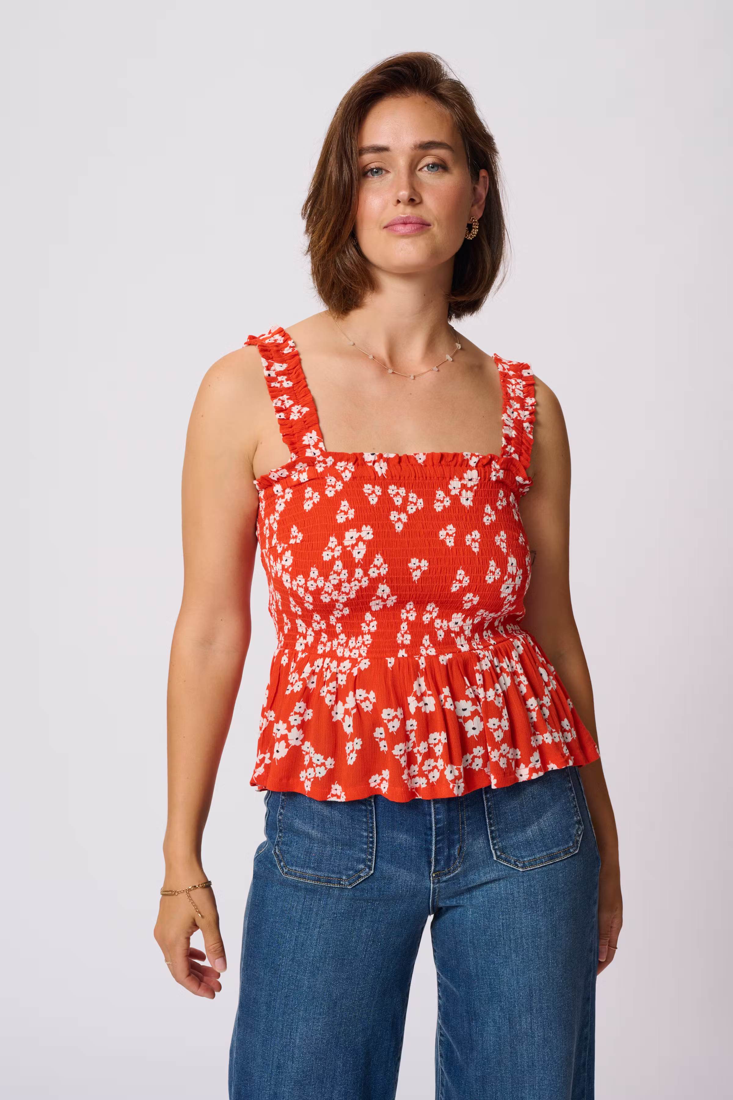 KAamber Top LOOKBOOK FRONT 10508629-107593