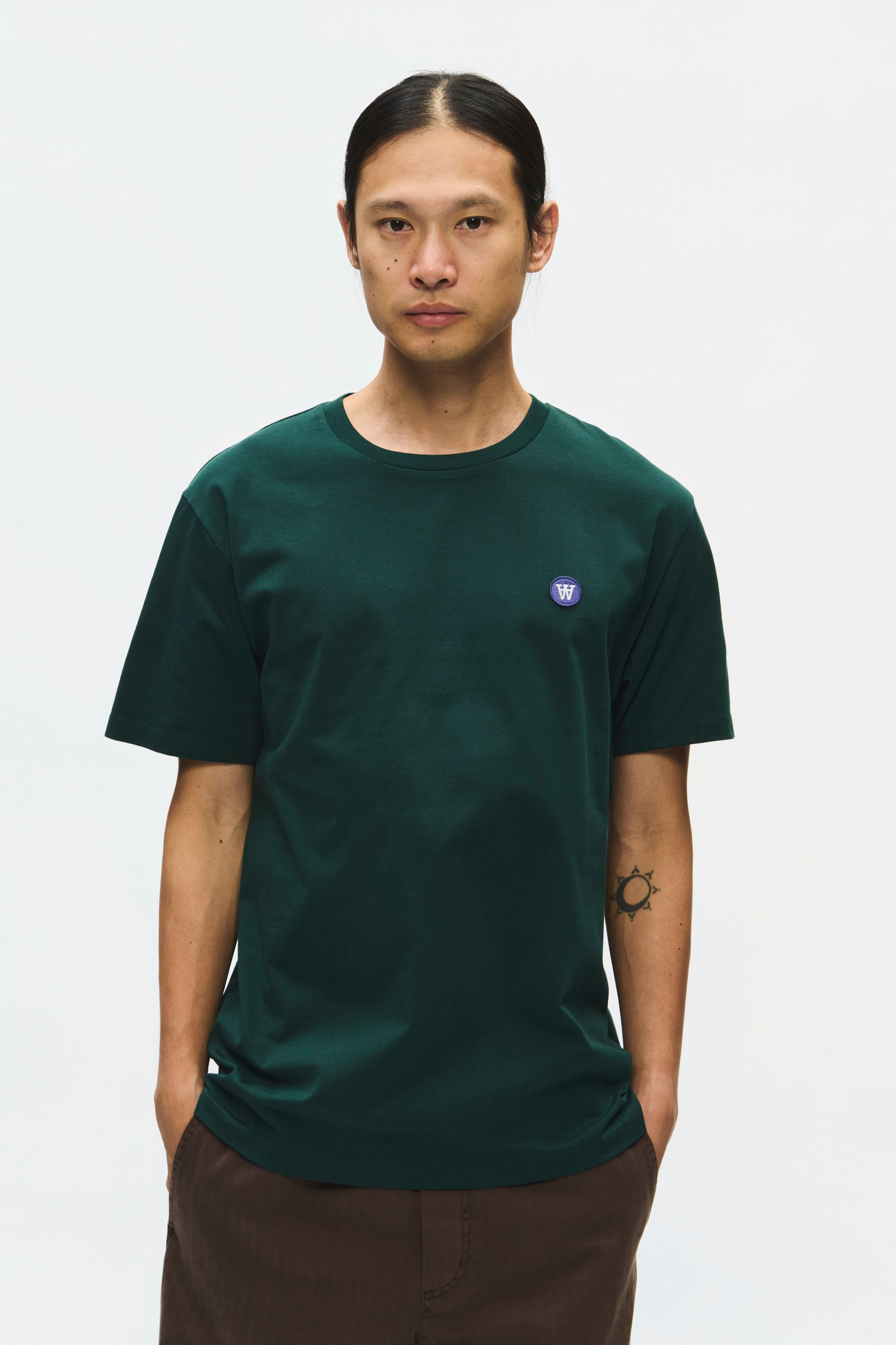 WWAce T-shirt LOOKBOOK FRONT 30250095-195320