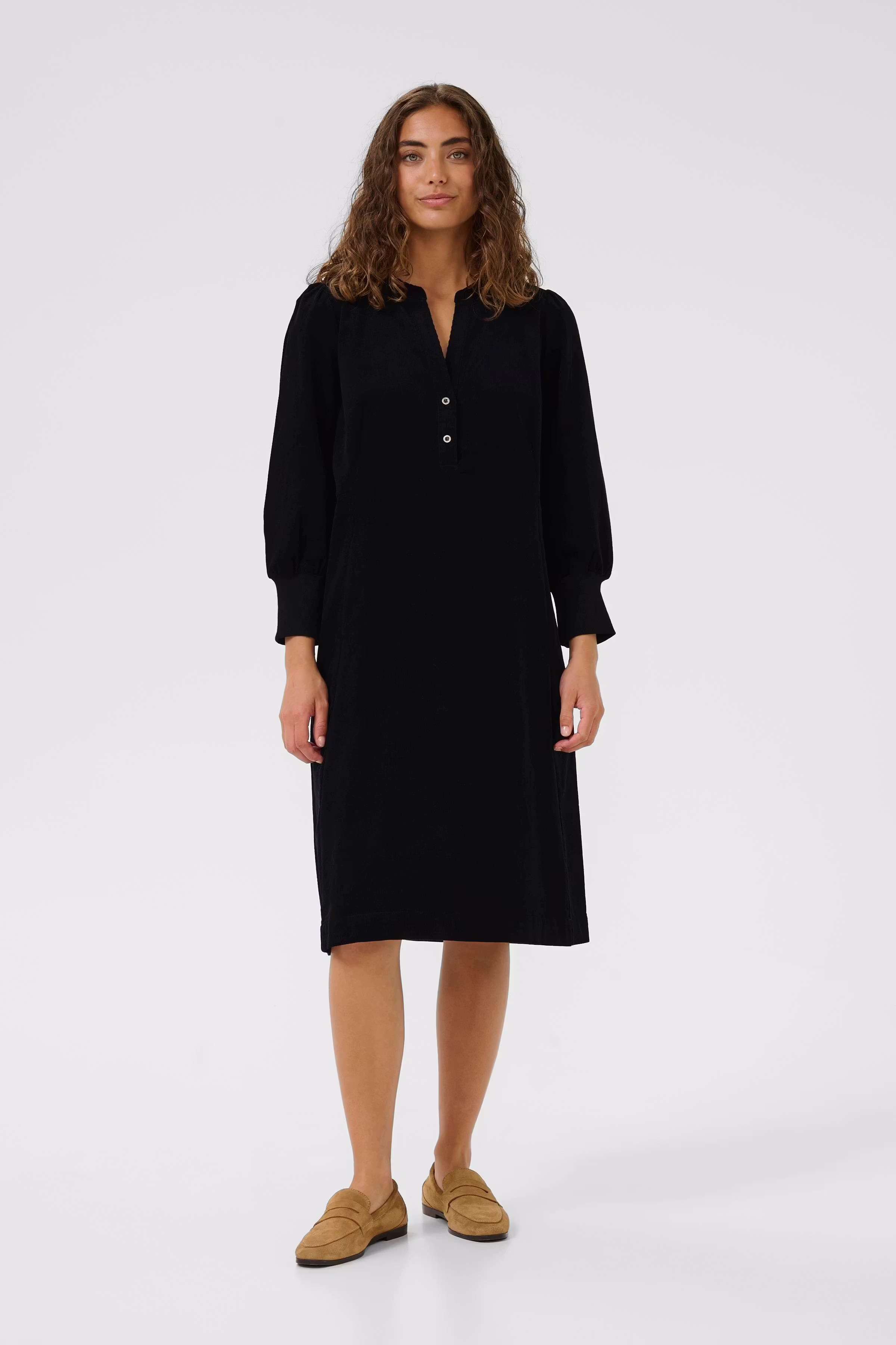 CUrhaena Corduroy dress LOOKBOOK FRONT 50112284-500012