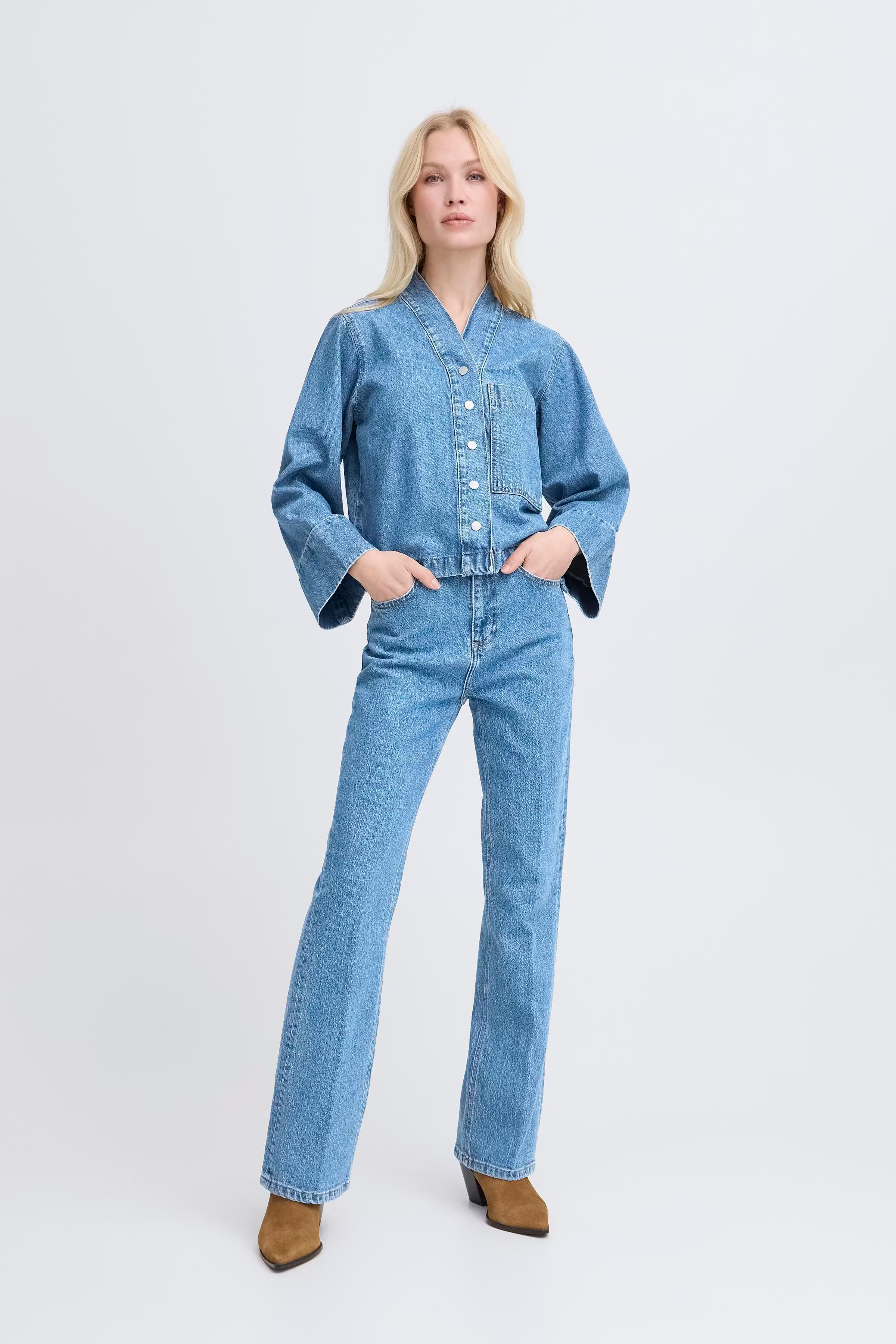 BYKIBINE Jeans LOOKBOOK FRONT 20818561-200461