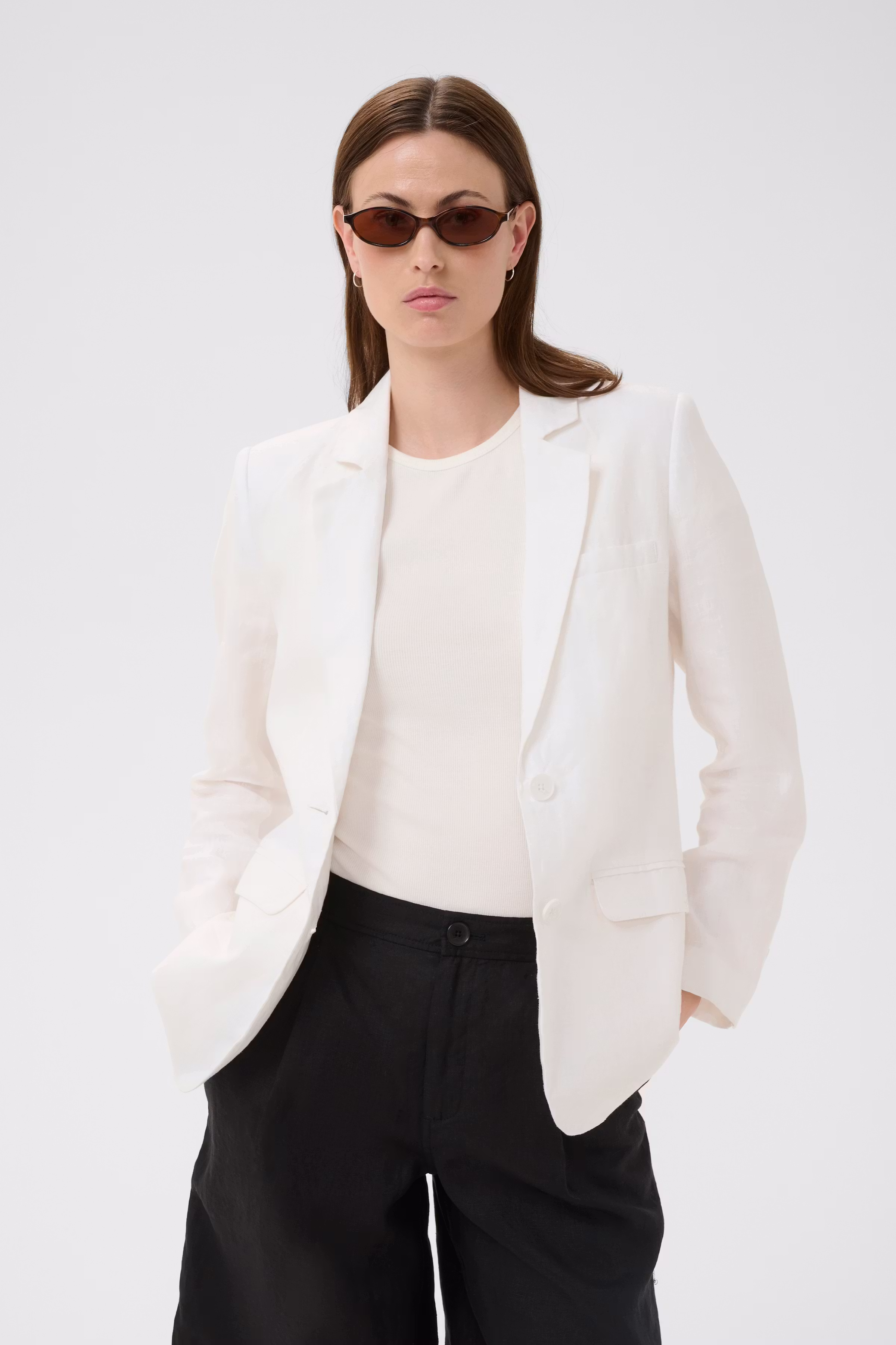 BeckyPW Sunglasses LOOKBOOK FRONT 30310608-305011