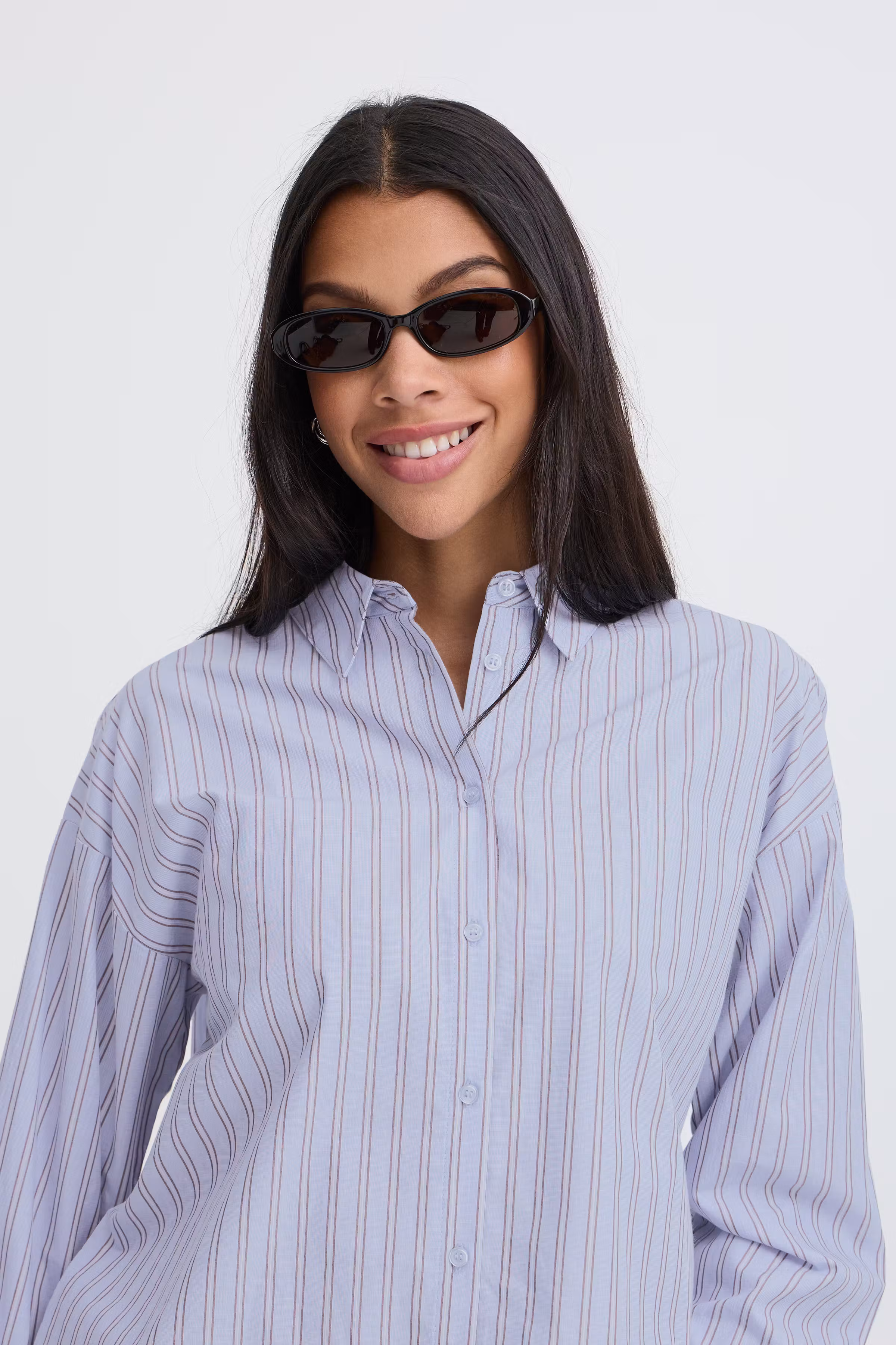 BYHENE Skjorte LOOKBOOK DETAIL 20819702-900013351