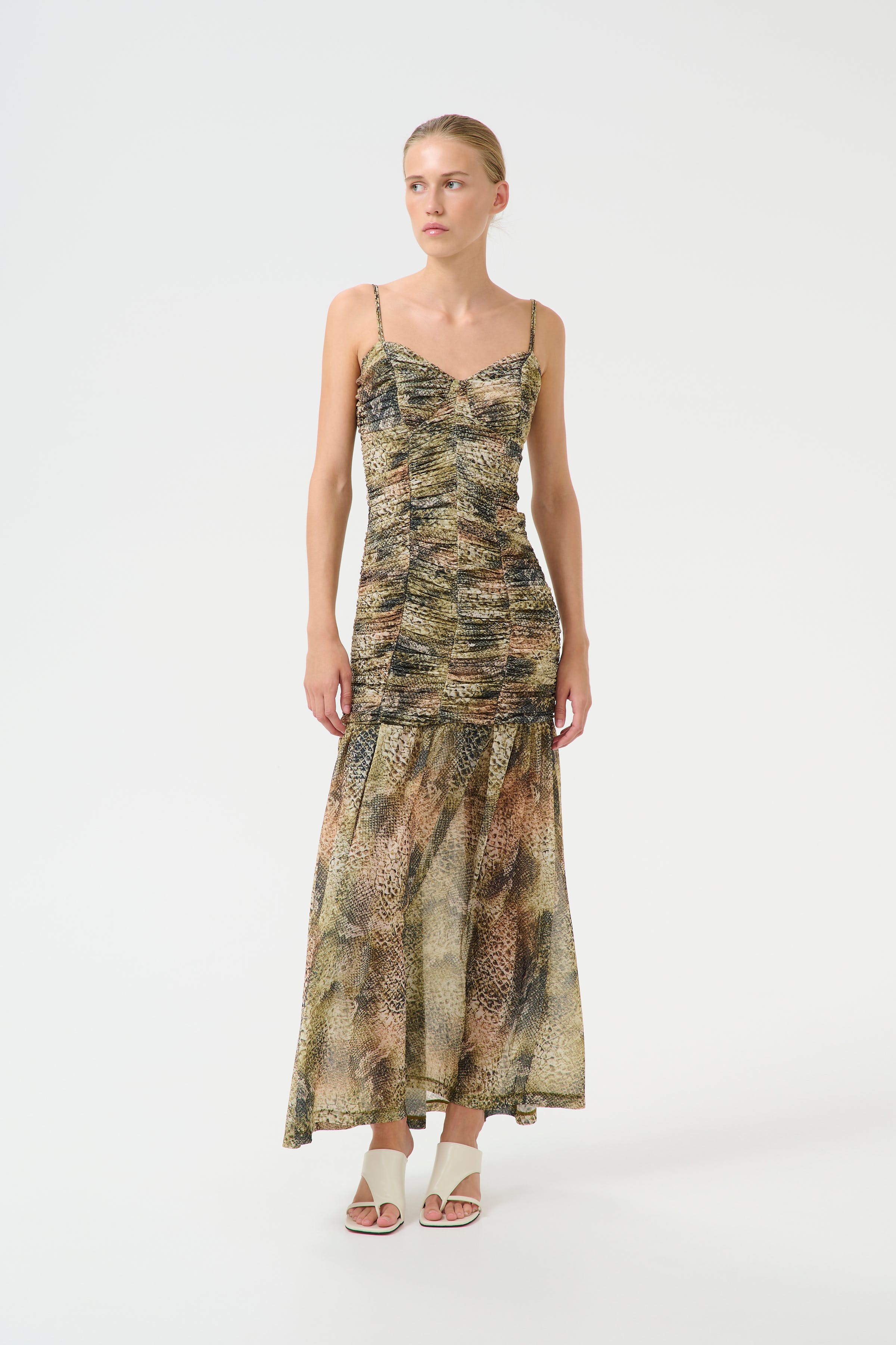 GZsnira Jurk LOOKBOOK FRONT 10910146-107549