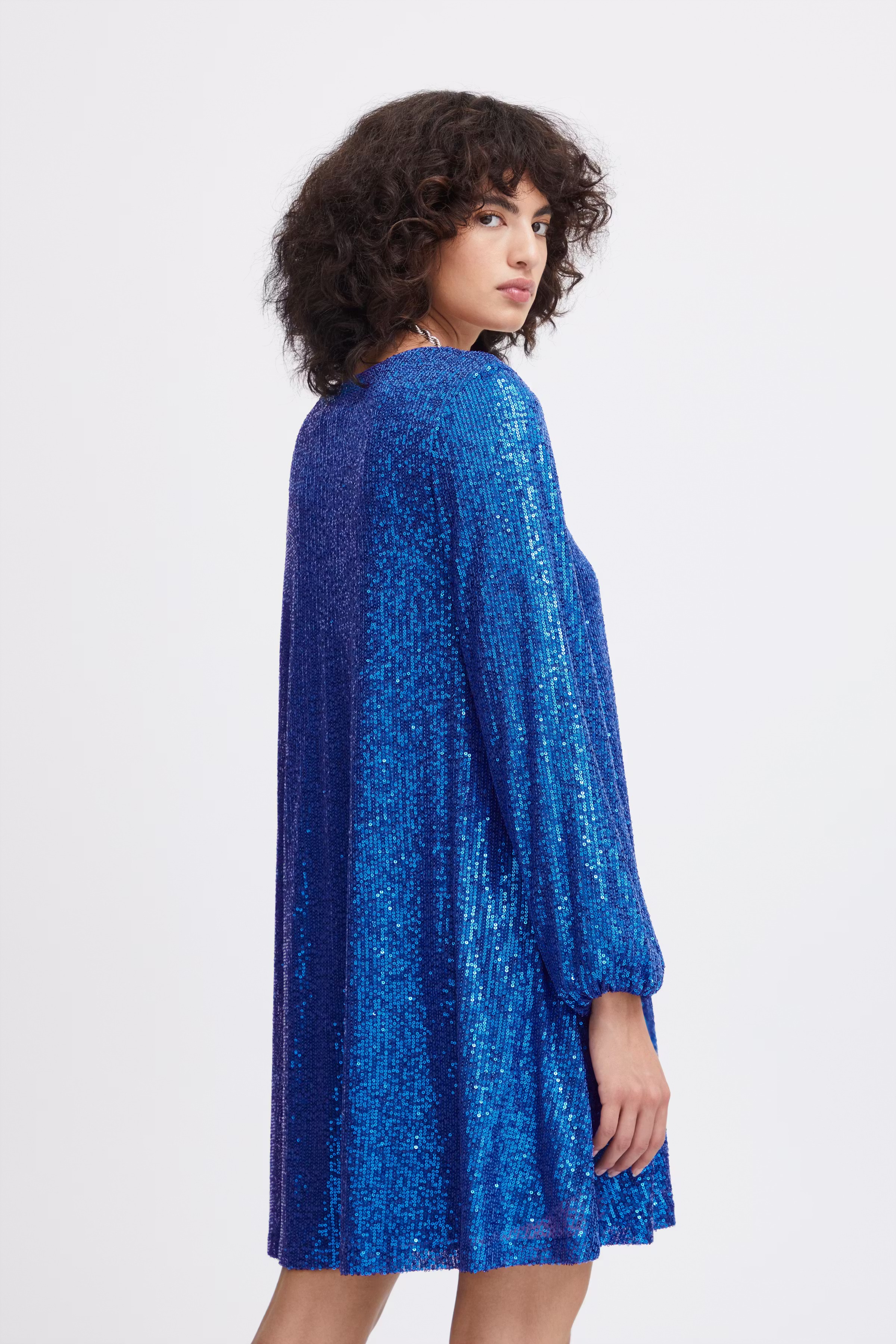 IHFAUCI Kjole LOOKBOOK BACK 20120062-194045