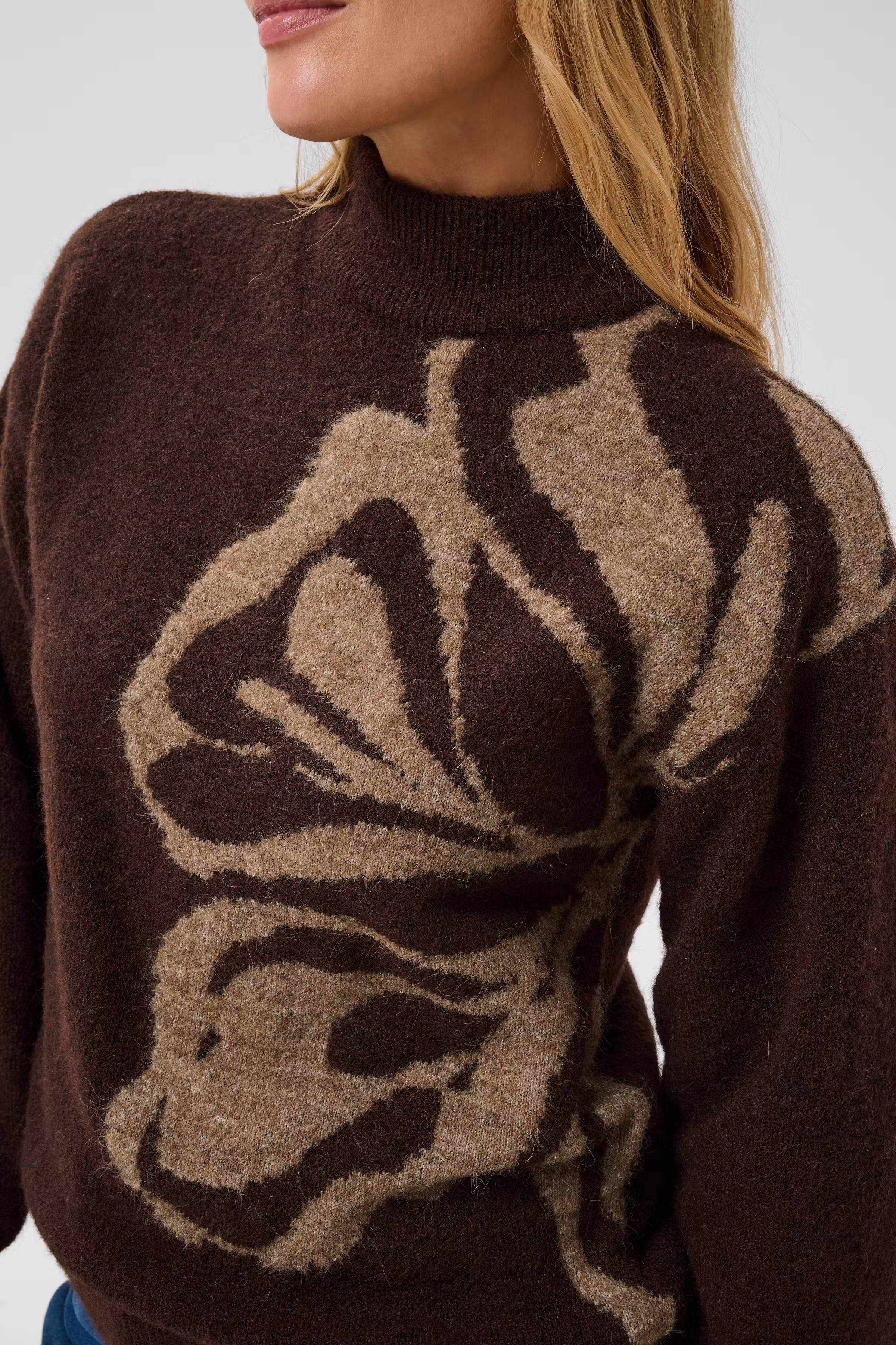 KAkailey Pullover LOOKBOOK DETAIL 10513072-1000698