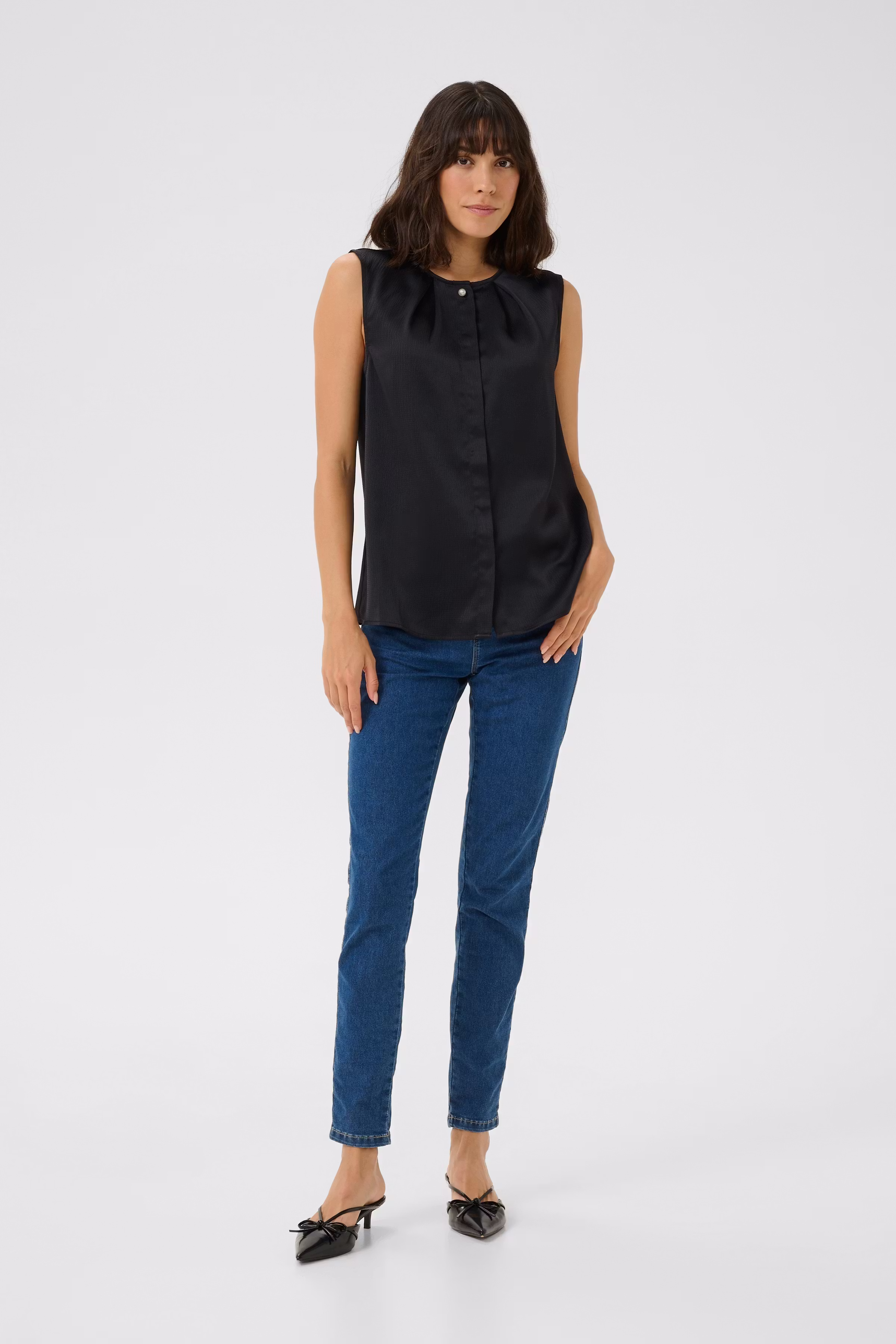 KAvera Bluse LOOKBOOK FRONT 10510342-100121