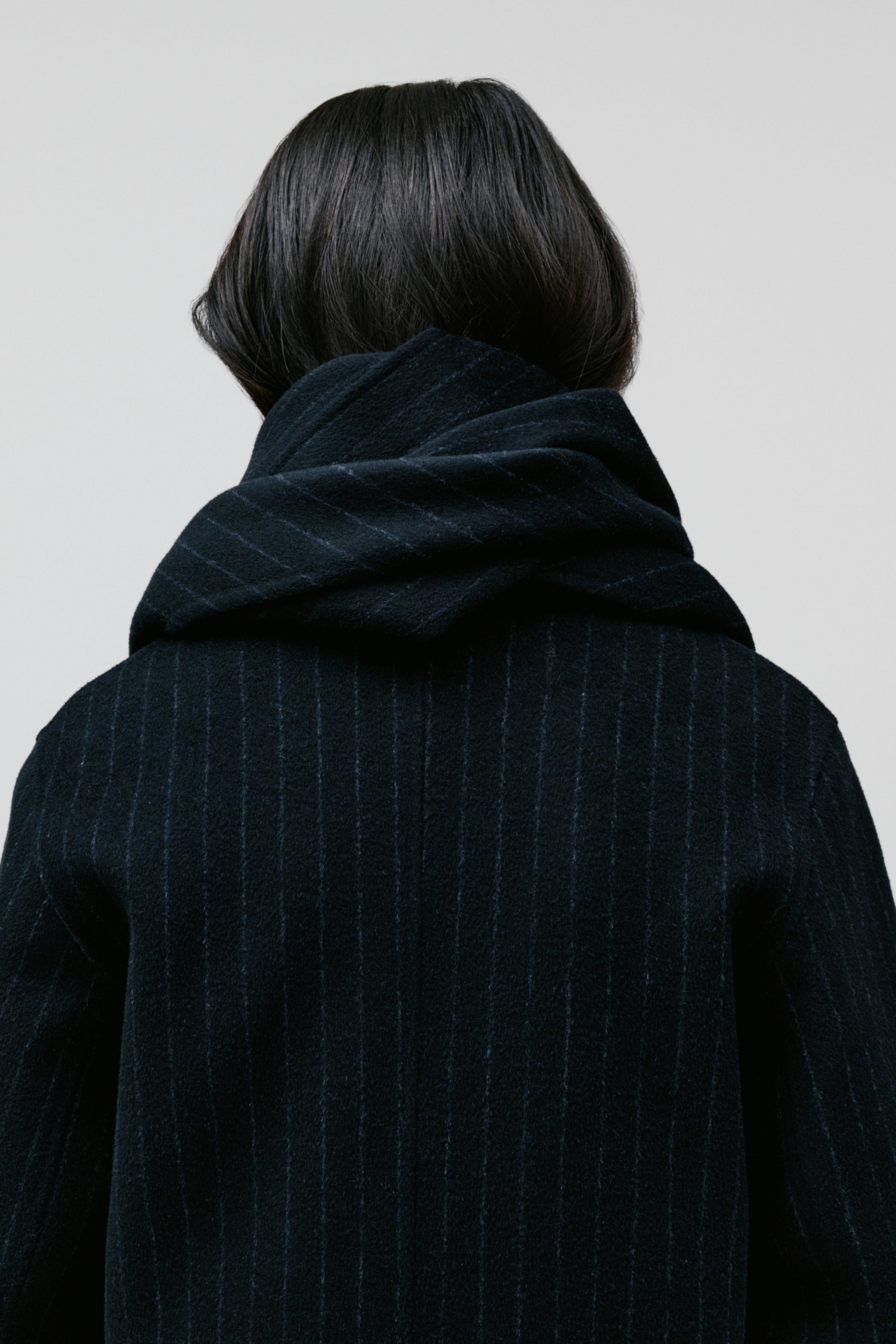 ARIANA Scarf LOOKBOOK BACK 30600715-MC2163