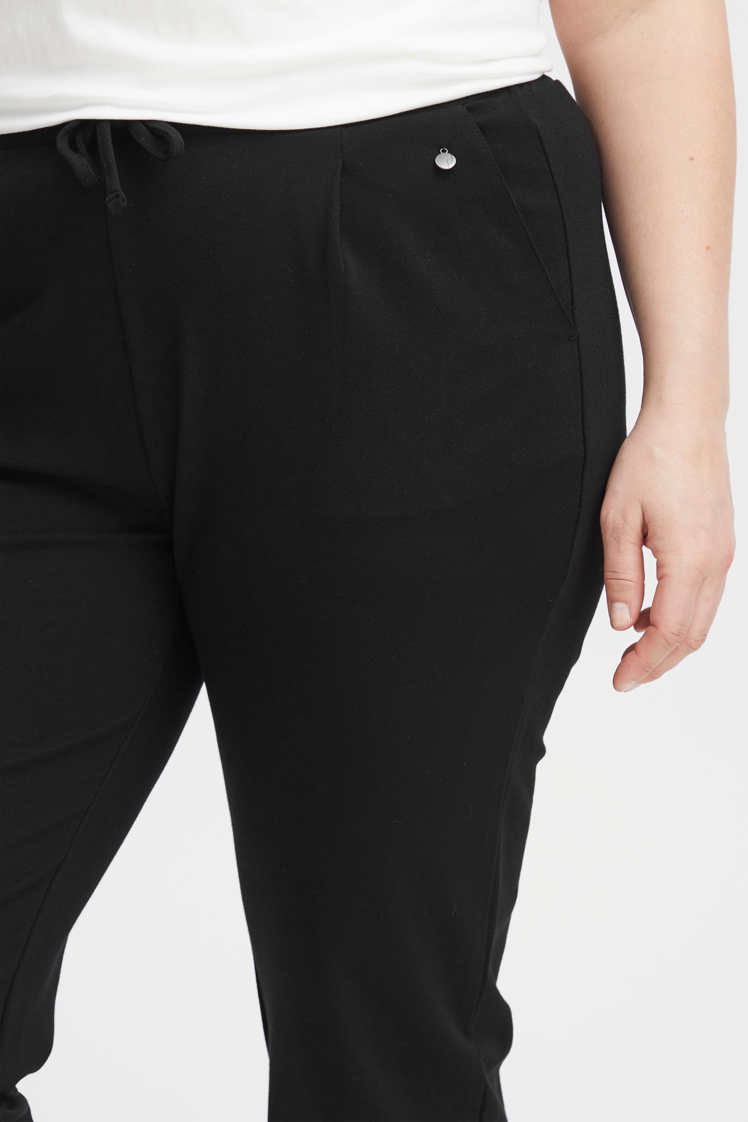 FPSTRETCH Trousers LOOKBOOK DETAIL 20611057-200113