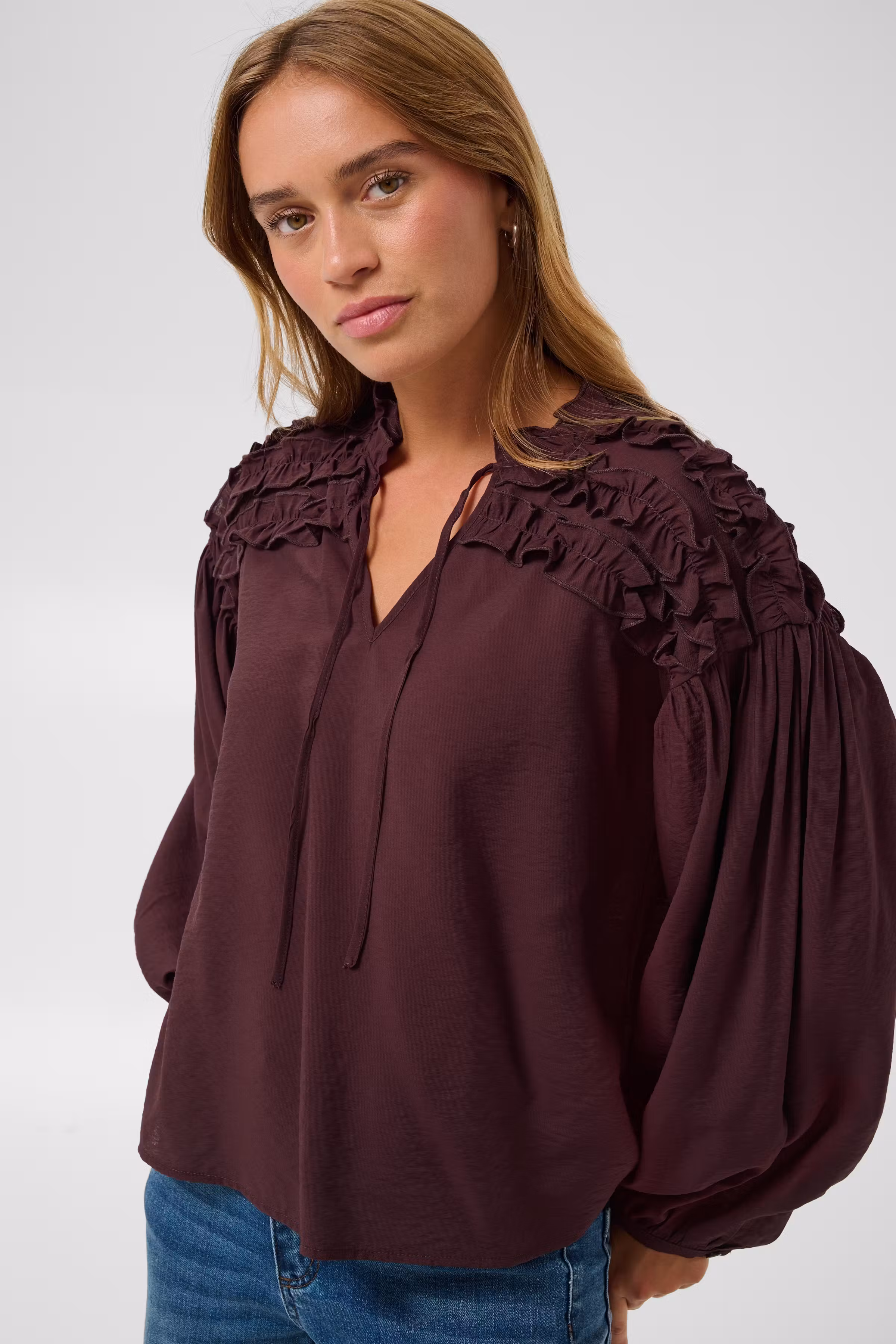 KAnicole Bluse LOOKBOOK DETAIL 10512111-191619