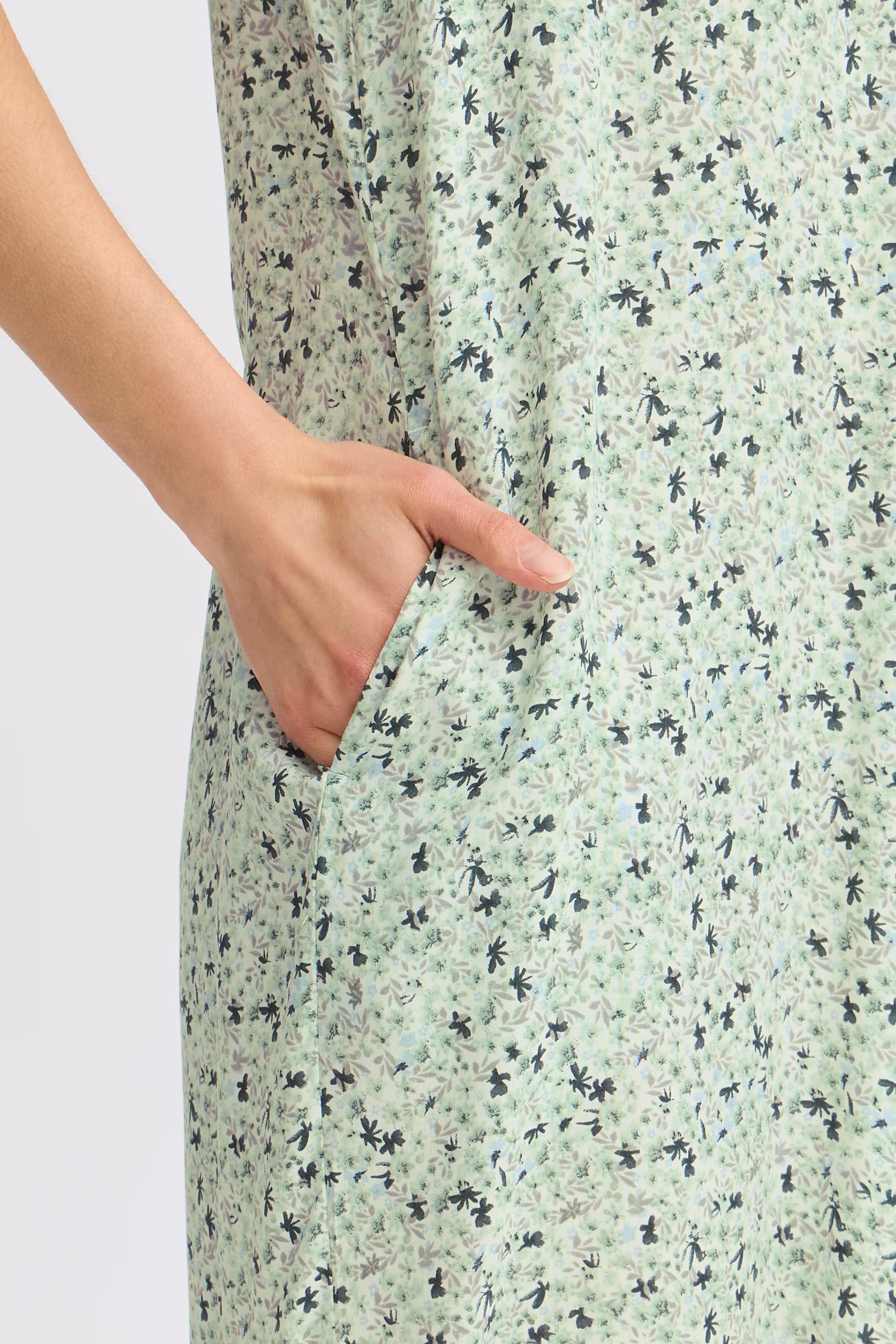 FRHEAT Tunika LOOKBOOK DETAIL 20615608-204774