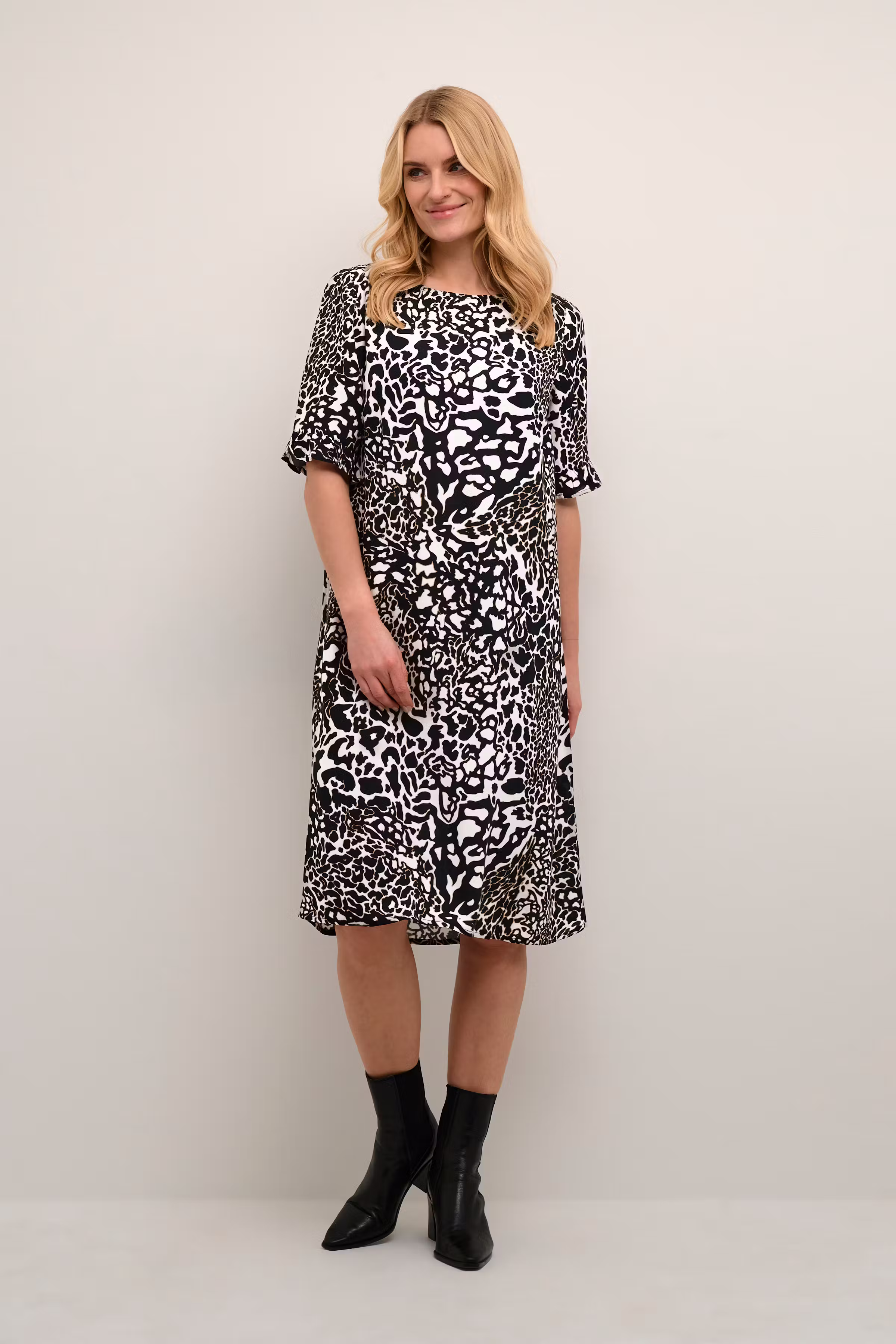 BPofelia KlÃ¤nning LOOKBOOK FRONT 10590419-104304B