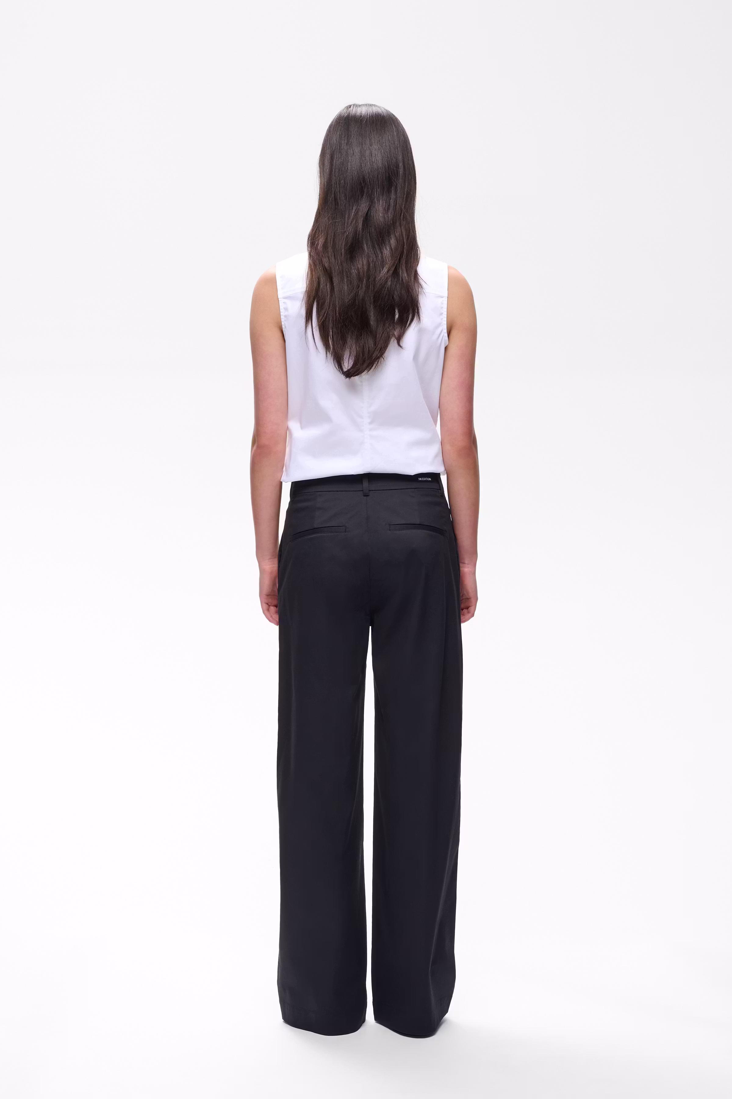 ELVIA Trousers LOOKBOOK BACK 30112528-194008