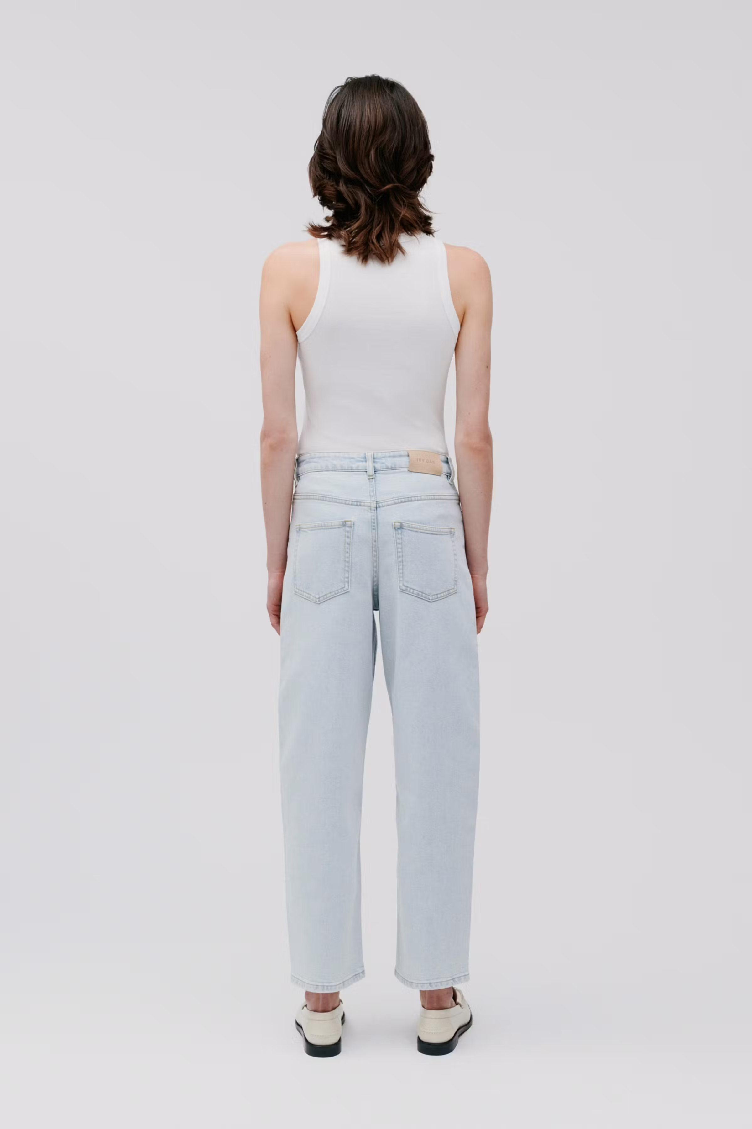 PETRA JEANS LOOKBOOK BACK 30600612-BL806