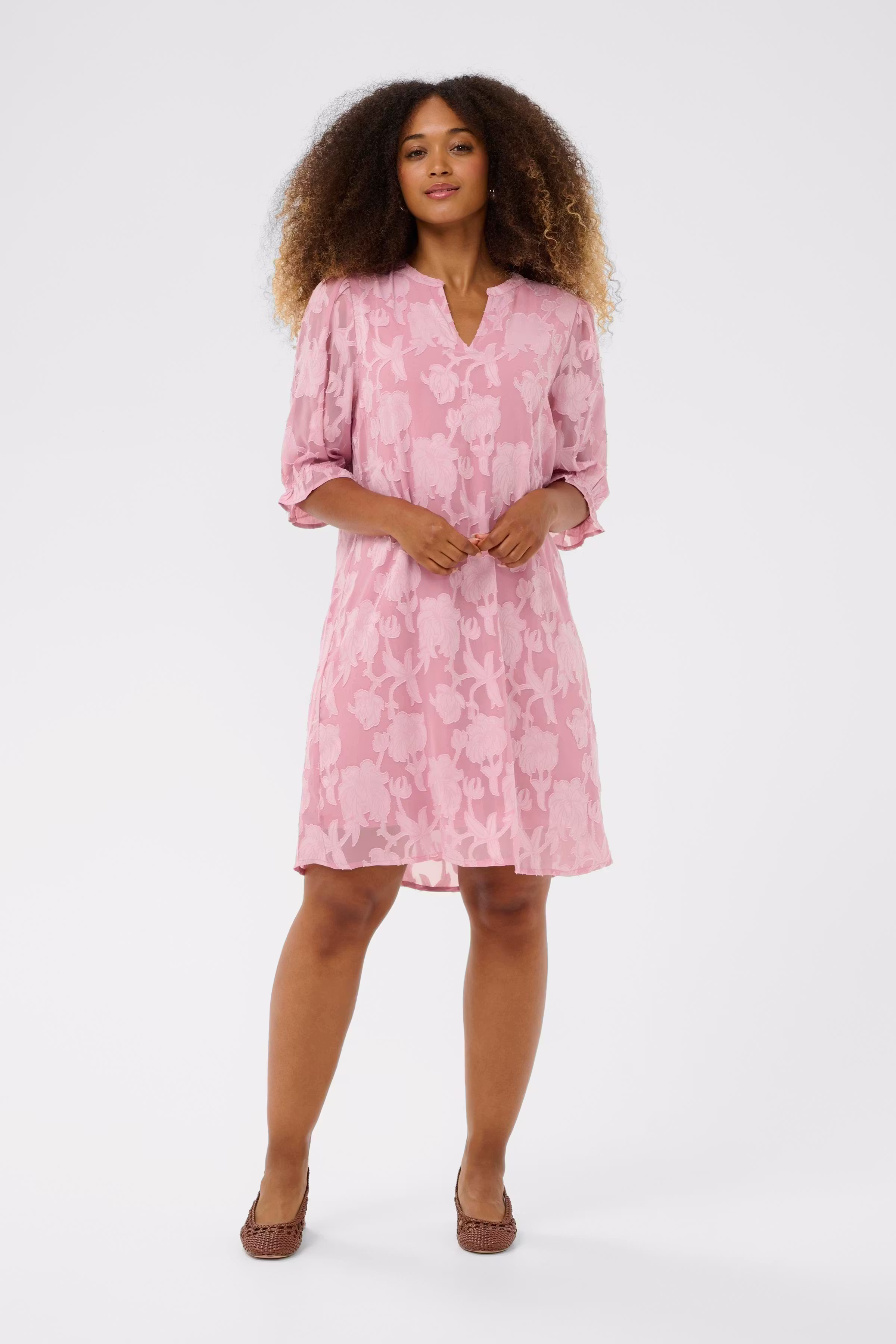 CRYana Dress LOOKBOOK FRONT 10613286-161708