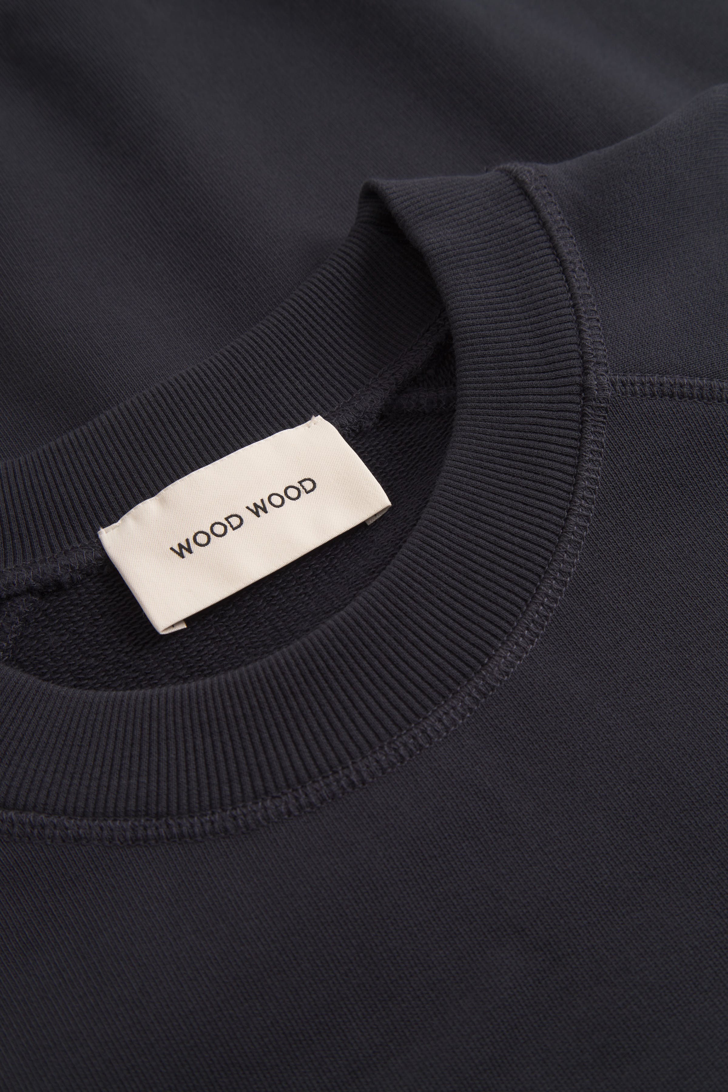 WWHester Sweatshirt PACK DETAIL 30251551-194011