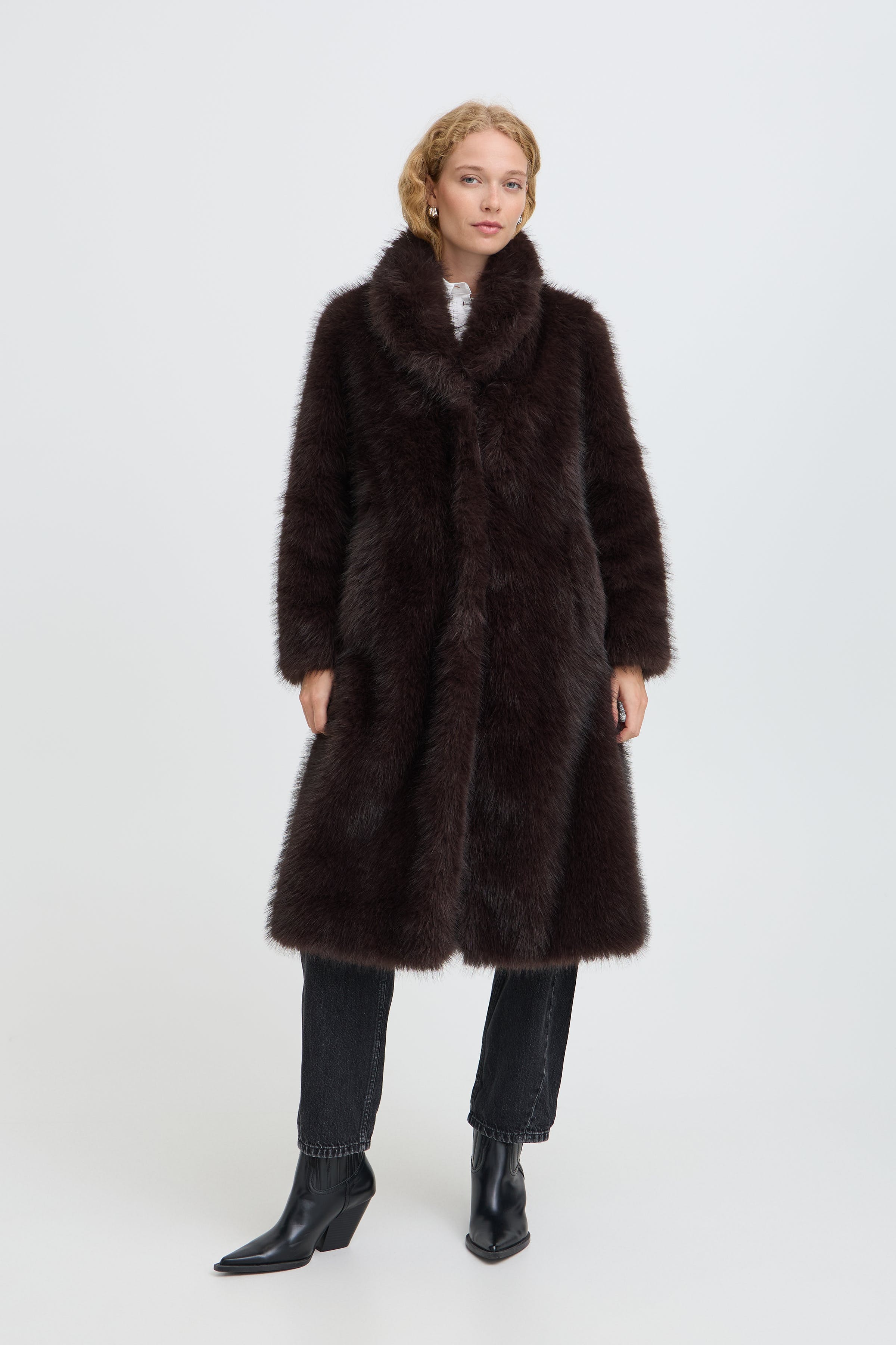BYAKAJA Mantel LOOKBOOK FRONT 20819785-191016