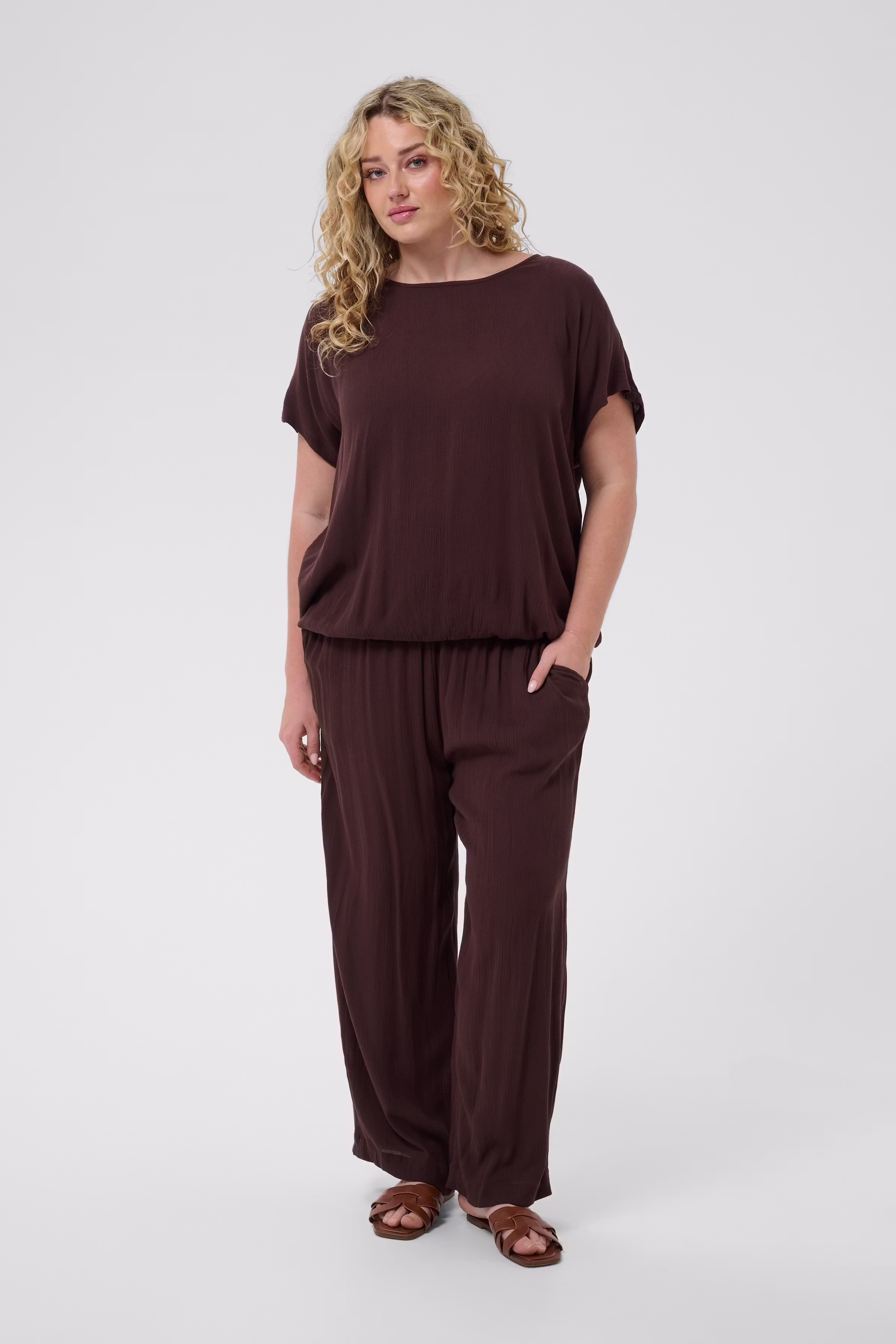KCami Blouse LOOKBOOK FRONT 10580267-190915