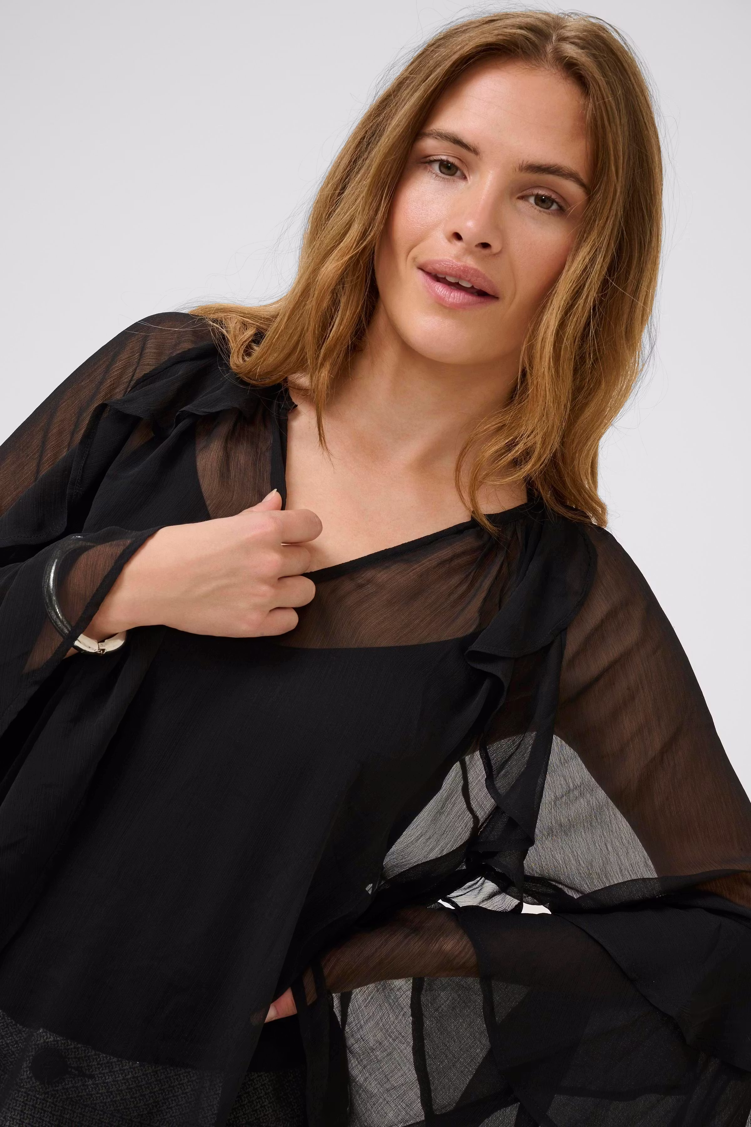 CUlianoa Blouse LOOKBOOK DETAIL 50112465-500012