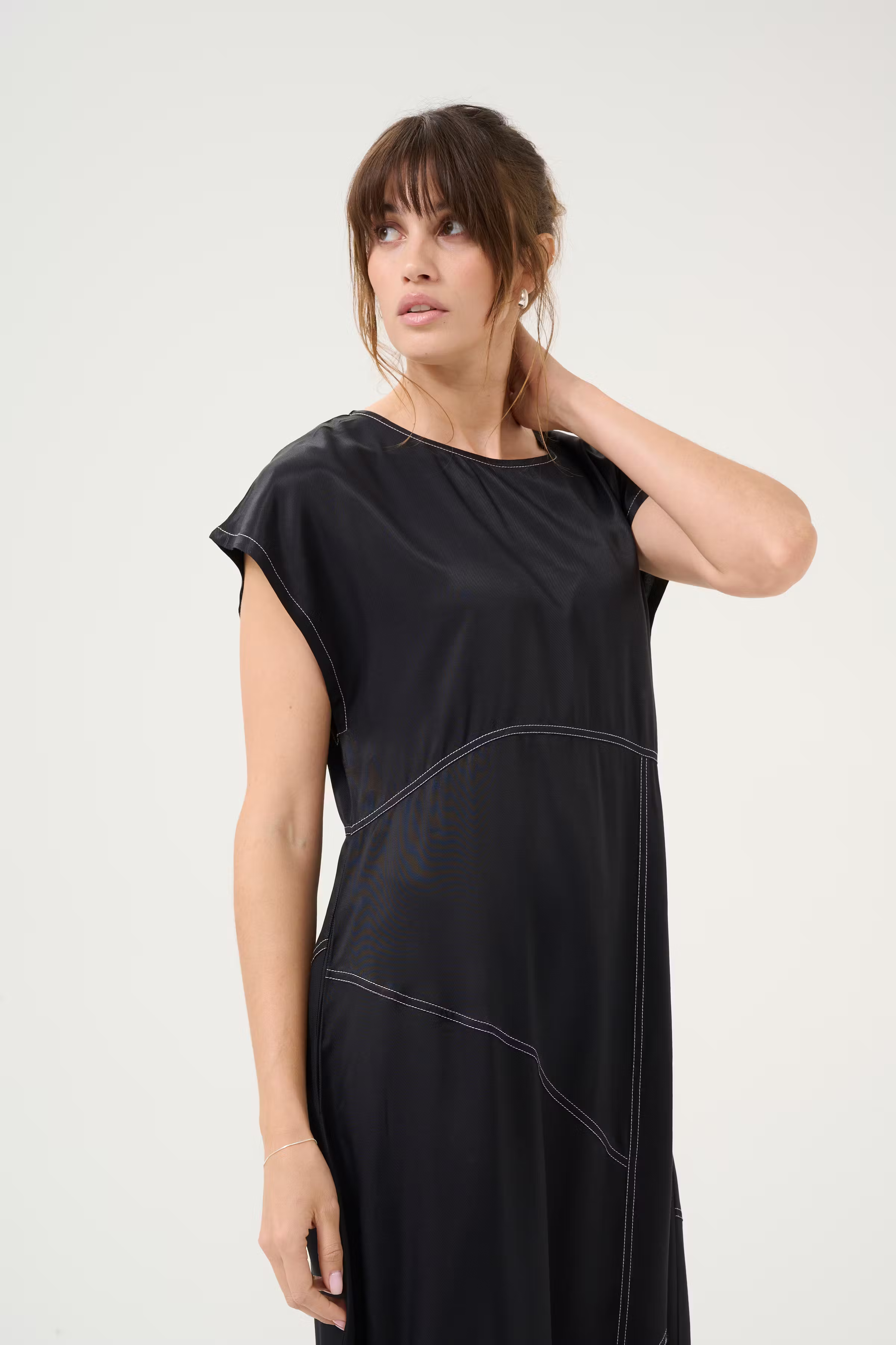 CUcenta Kjole LOOKBOOK DETAIL 50111610-500012