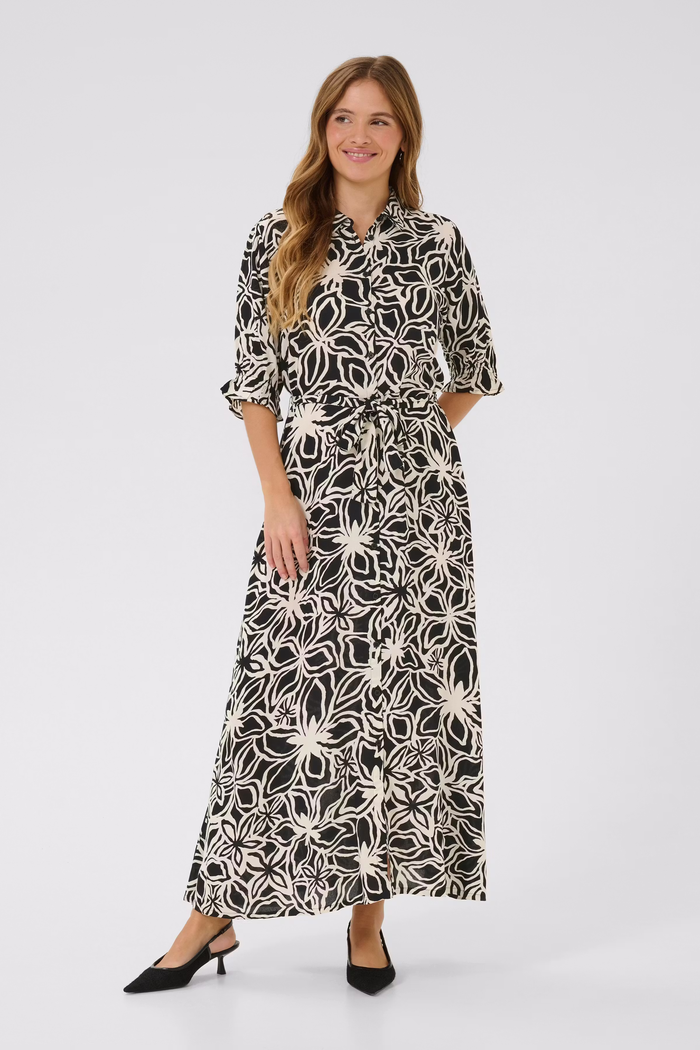 KAmira Dress LOOKBOOK FRONT 10509807-107080