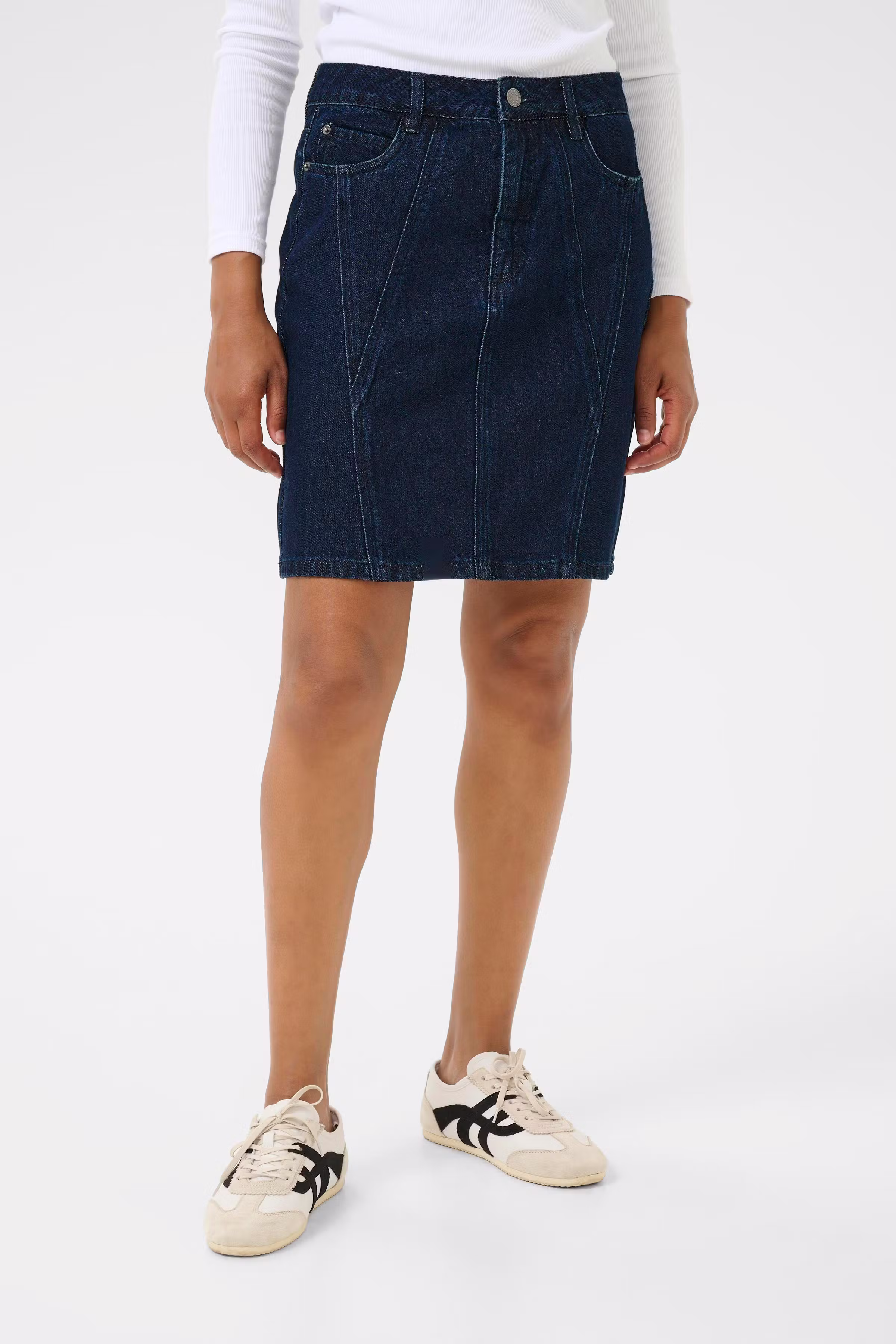 KAeloise Skjørt LOOKBOOK FRONT 10510618-108254