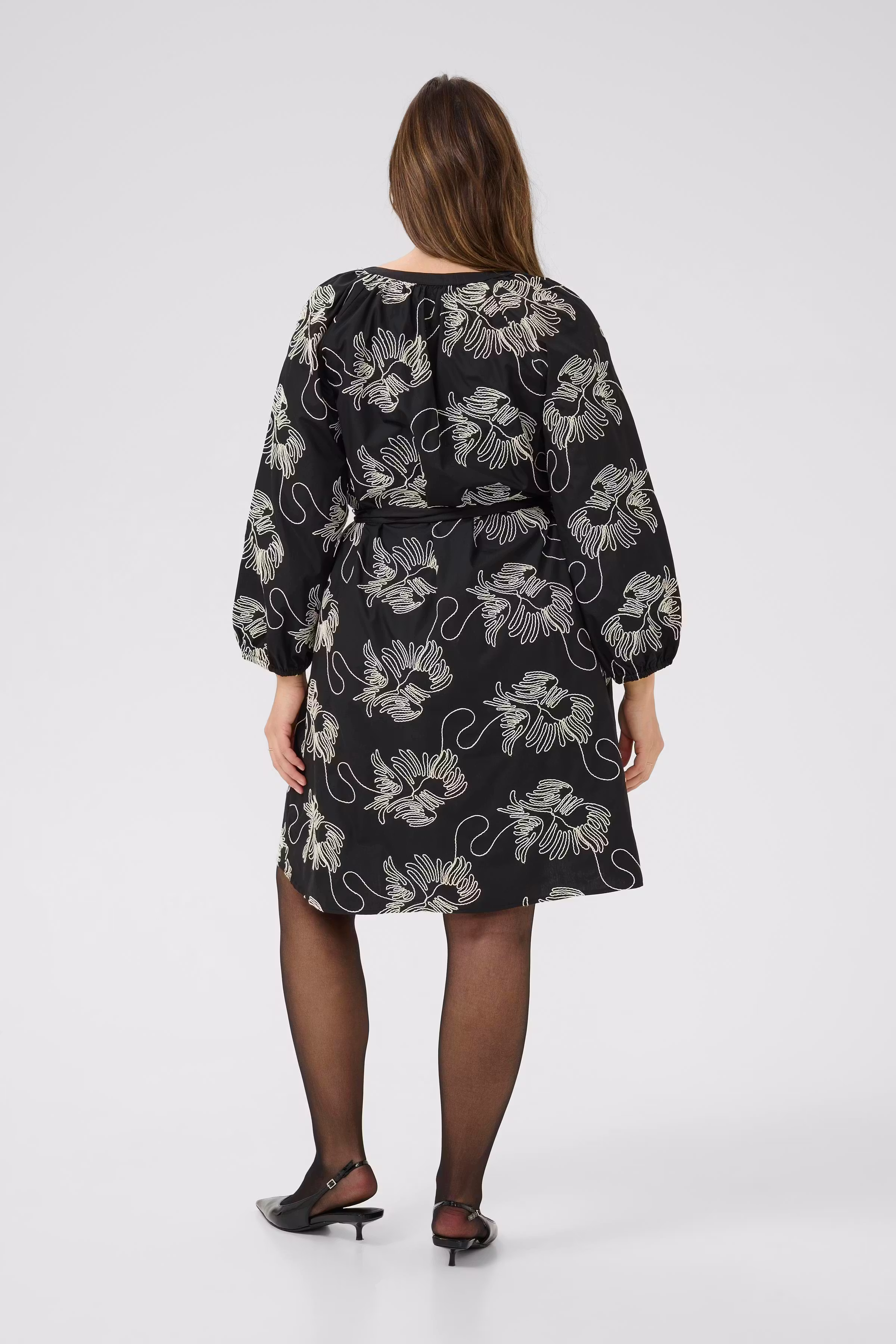 KCkimmie Kleid LOOKBOOK BACK 10583899-108831