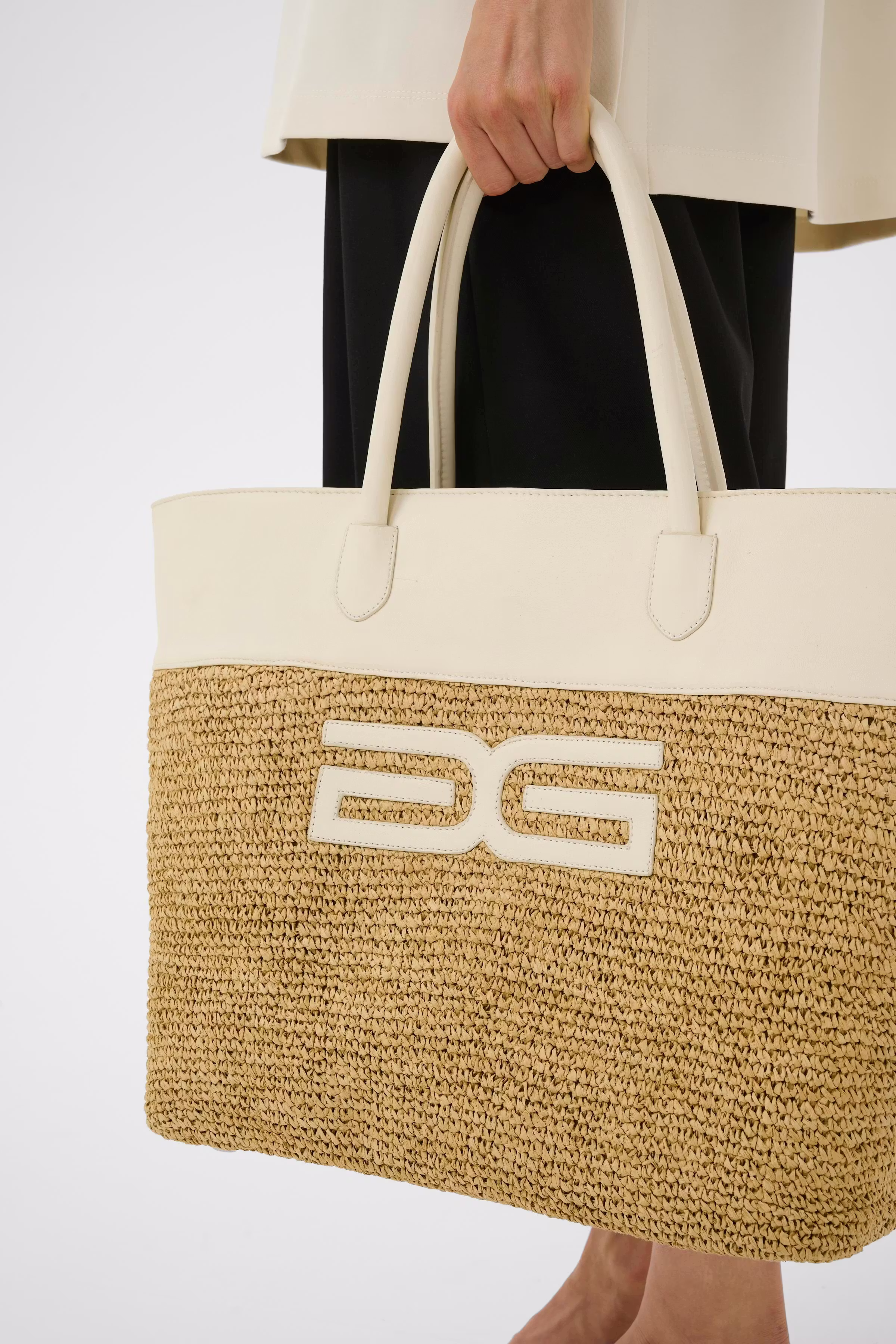 GZrafia LOOKBOOK DETAIL 10911201-109387