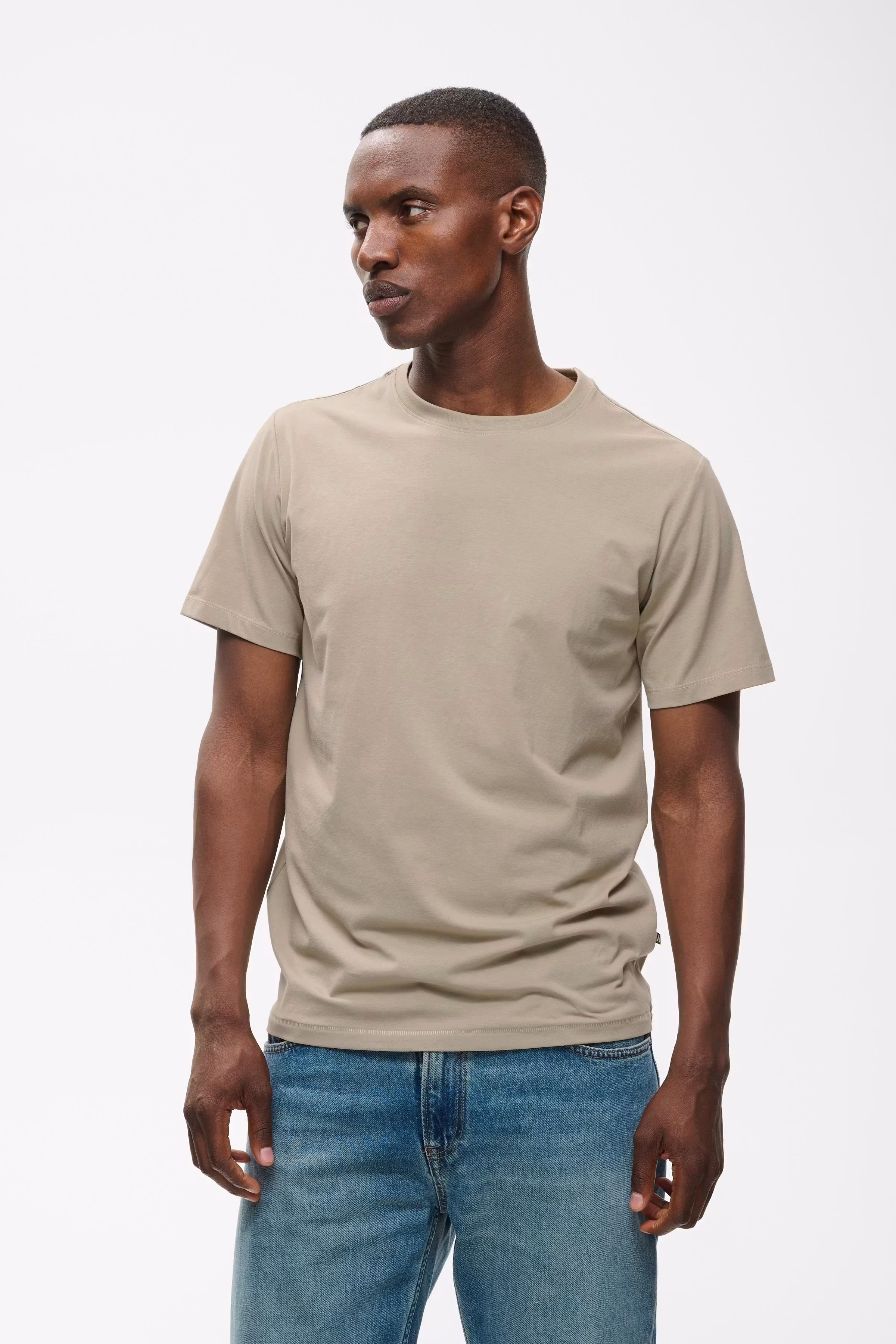 Jermalink T-shirt LOOKBOOK FRONT 30200604-170510