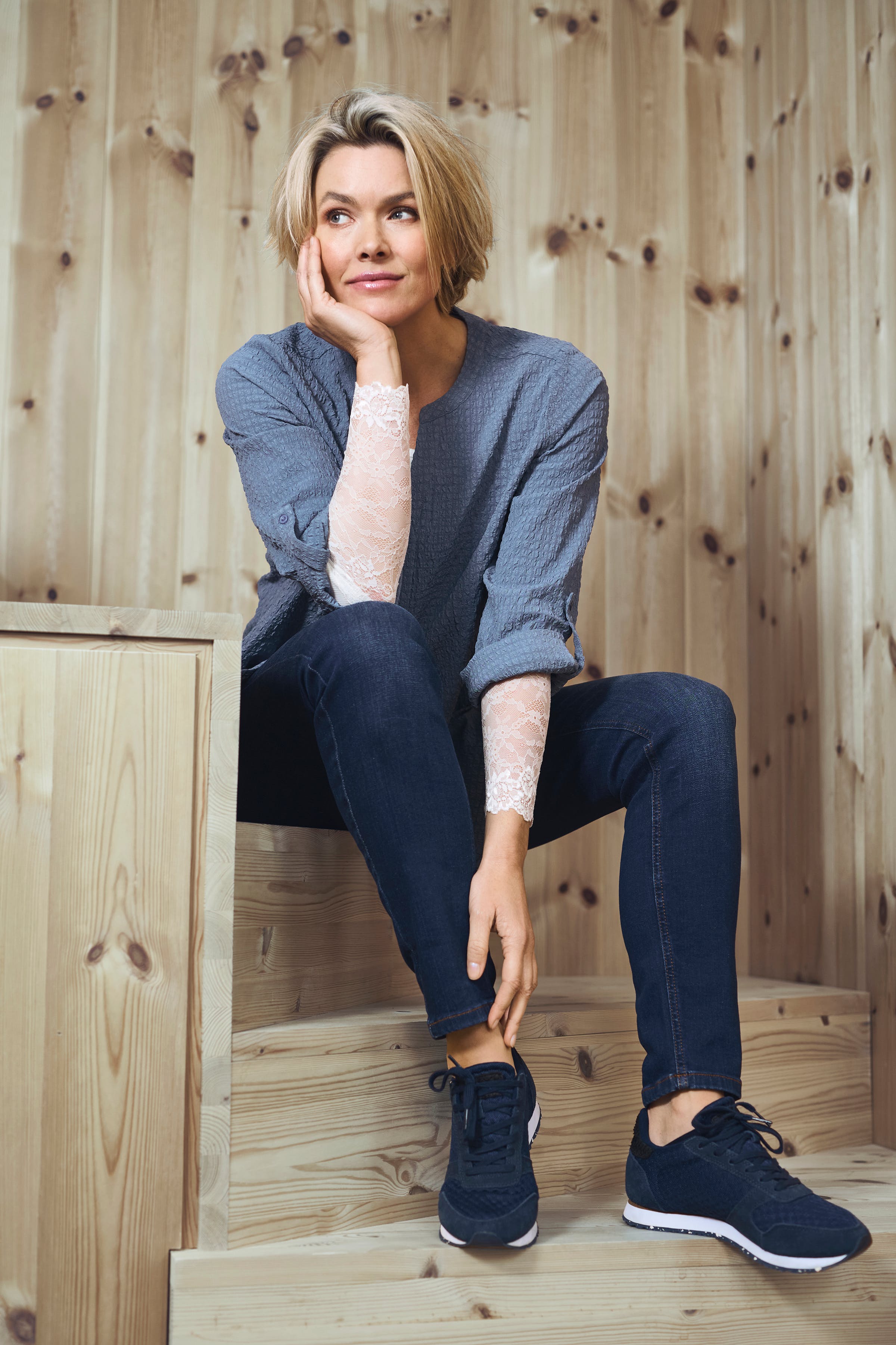 BPeverlin Hemd LOCATION NONE 10590627-193929B