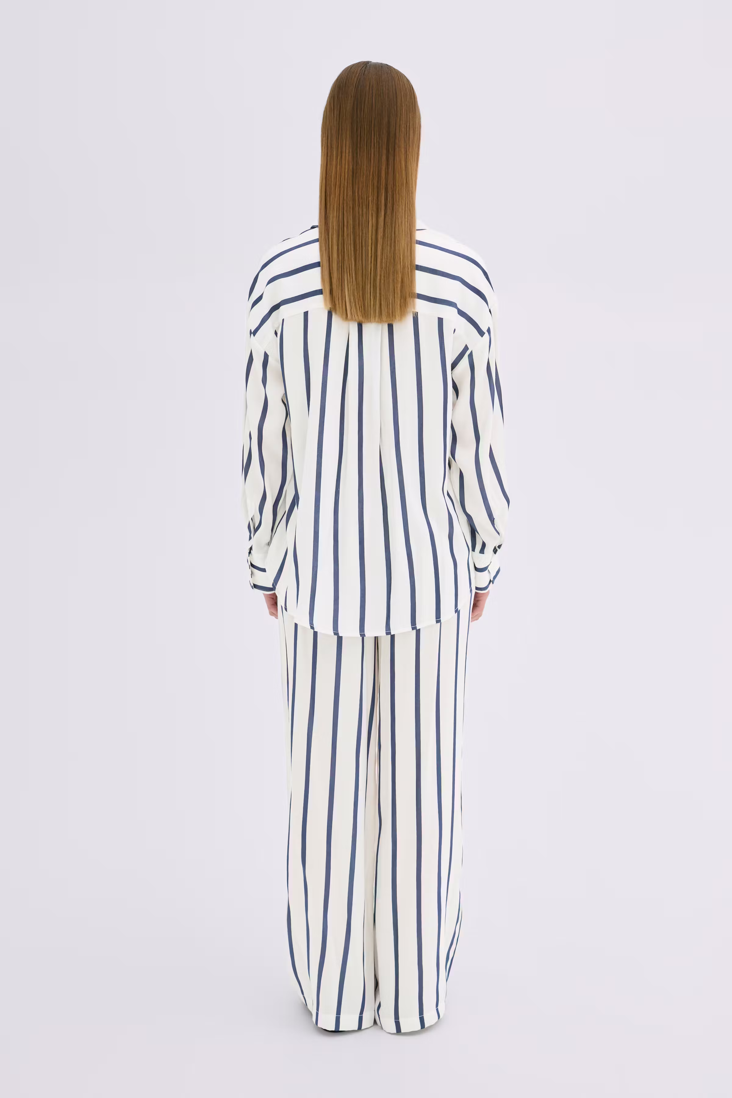 MiaMW Trousers LOOKBOOK BACK 10704699-105564