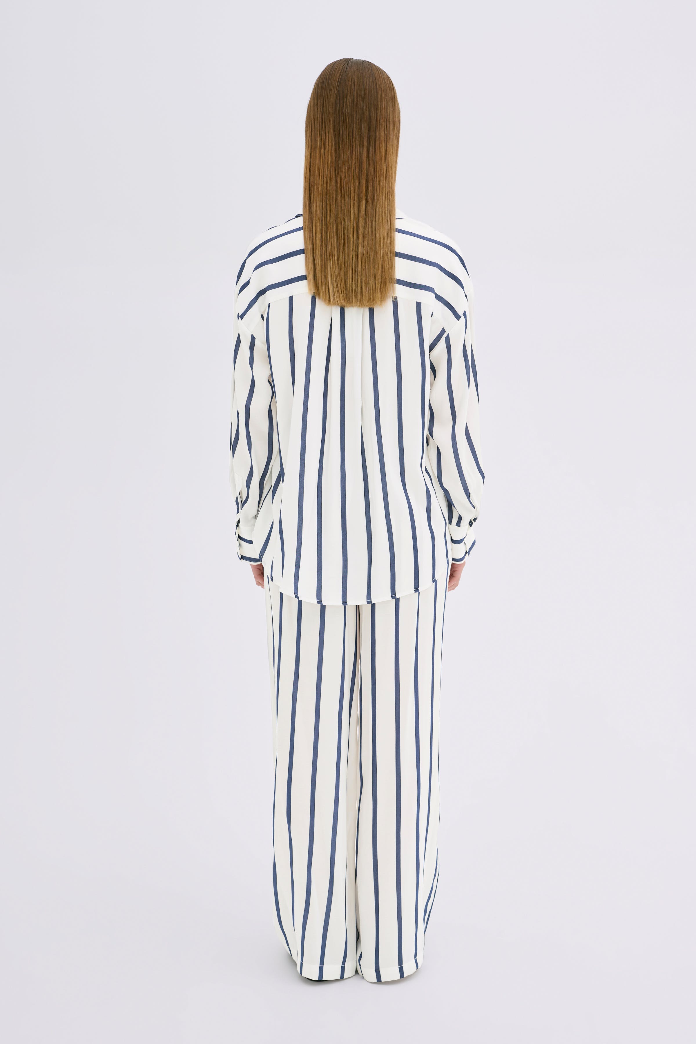 MiaMW Trousers LOOKBOOK BACK 10704699-105564