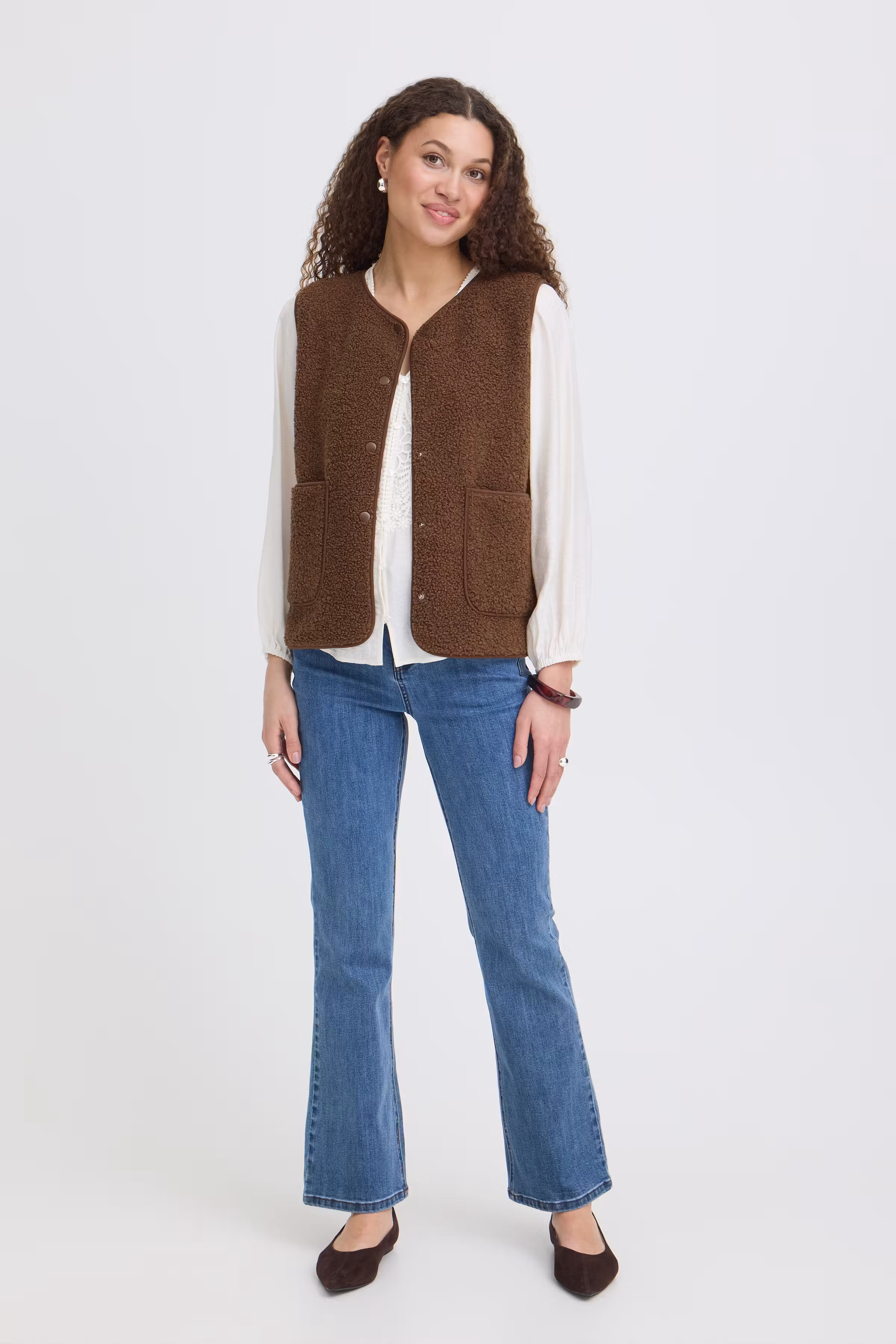 FRGWYNNE Waistcoat LOOKBOOK FRONT 20618104-190916
