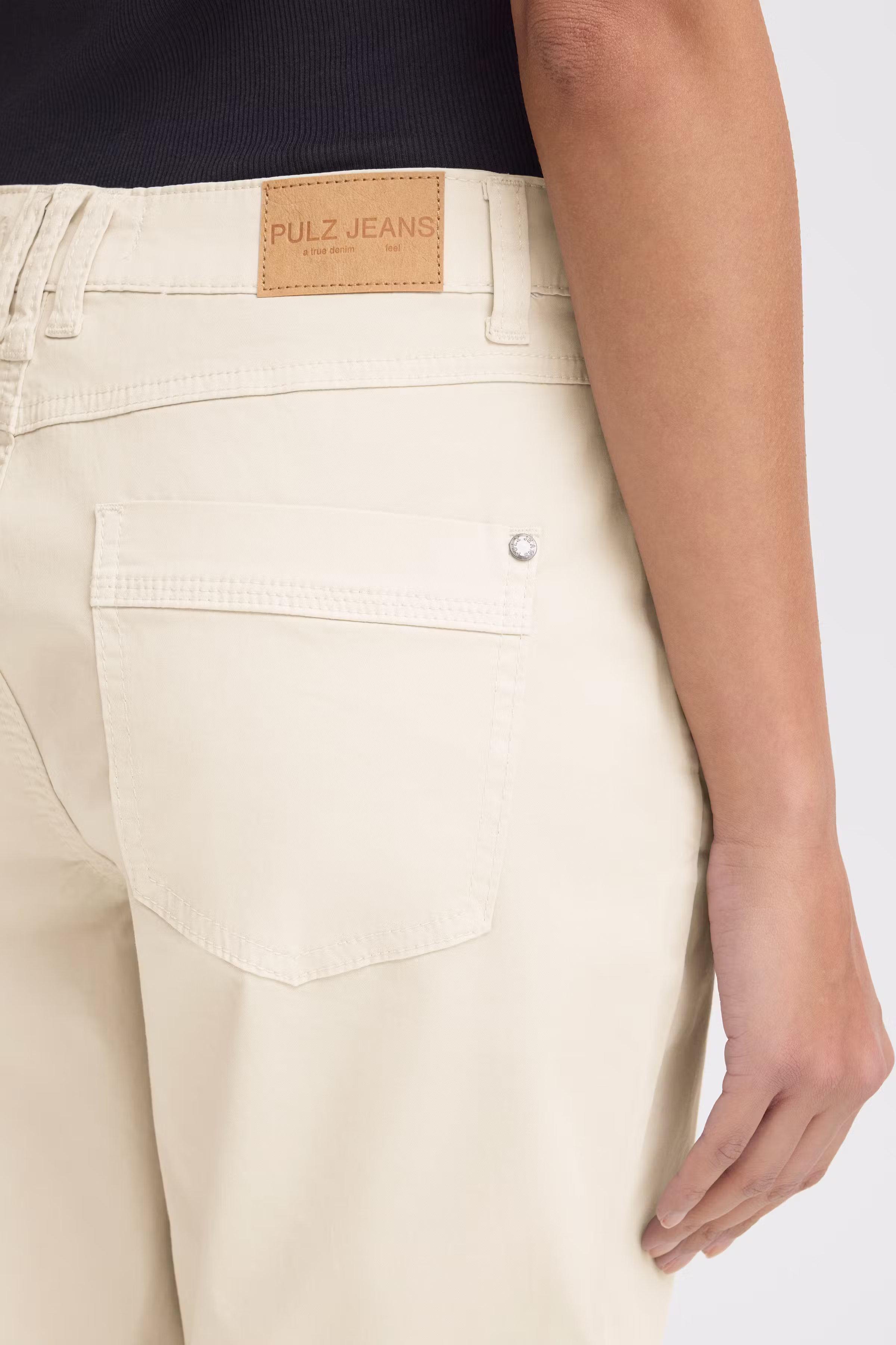 PZEVELYN Shorts LOOKBOOK DETAIL 50210425-130905