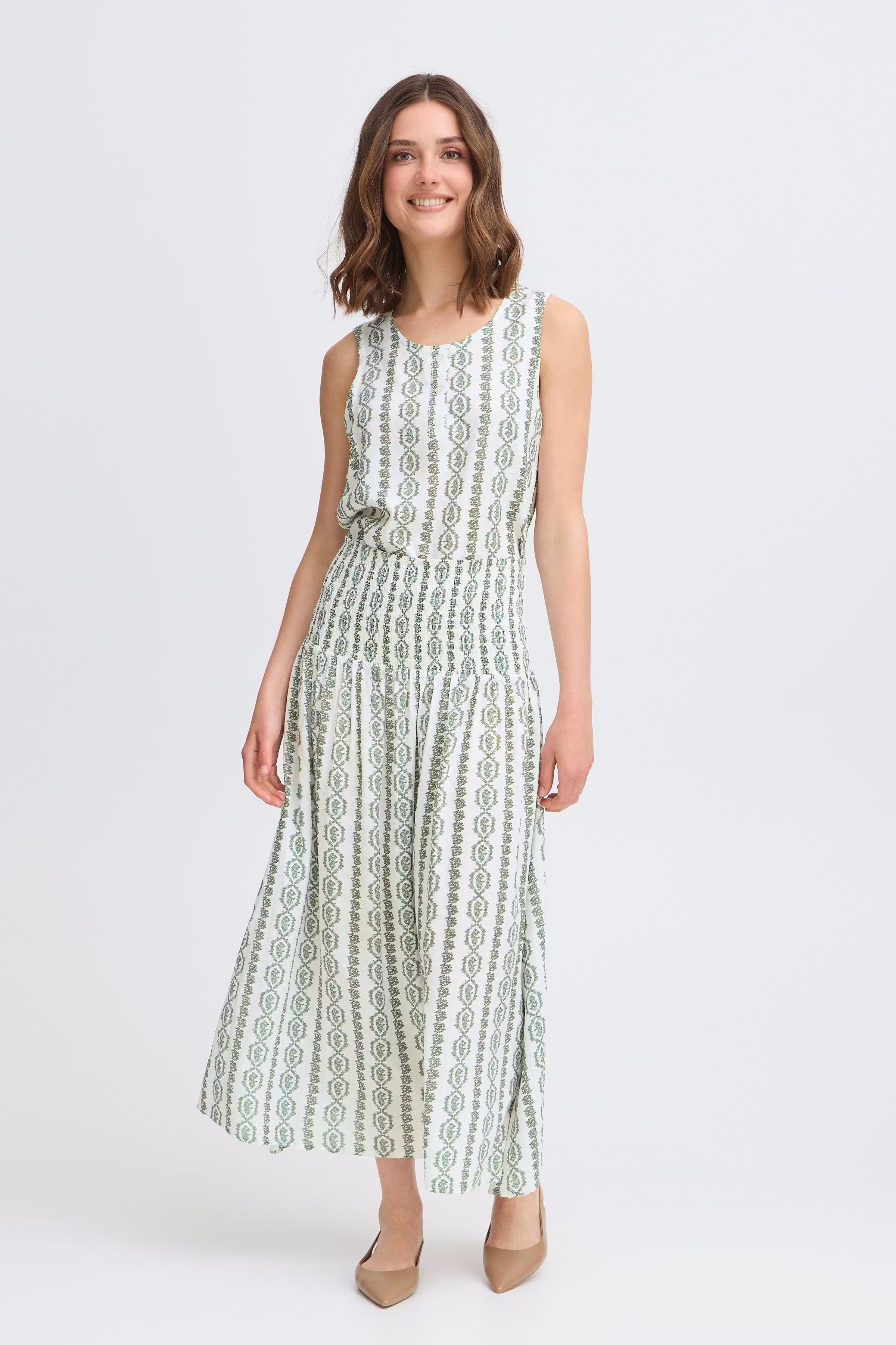 FRSOPHIA Skirt LOOKBOOK FRONT 20616301-205548